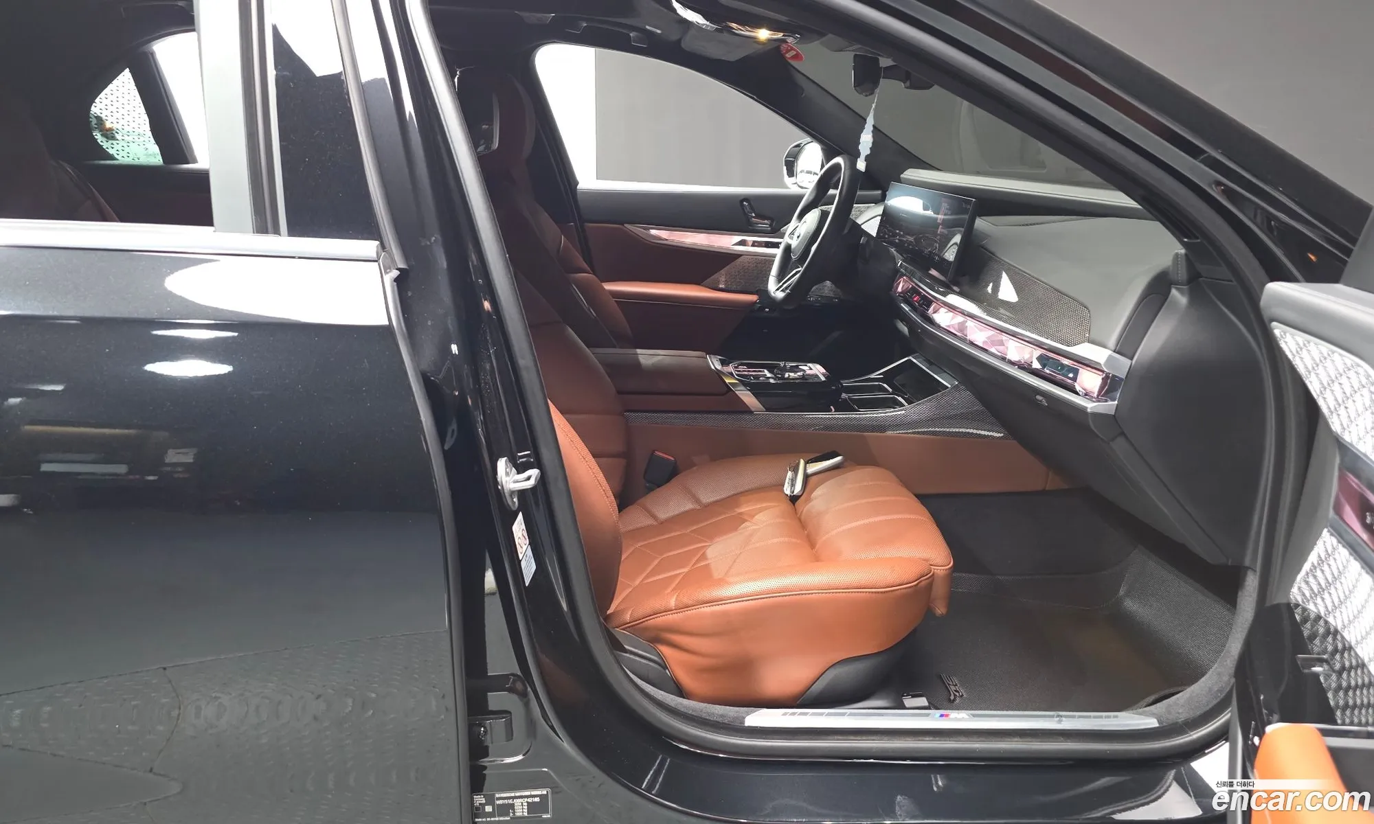 BMW i7 2023 — 21