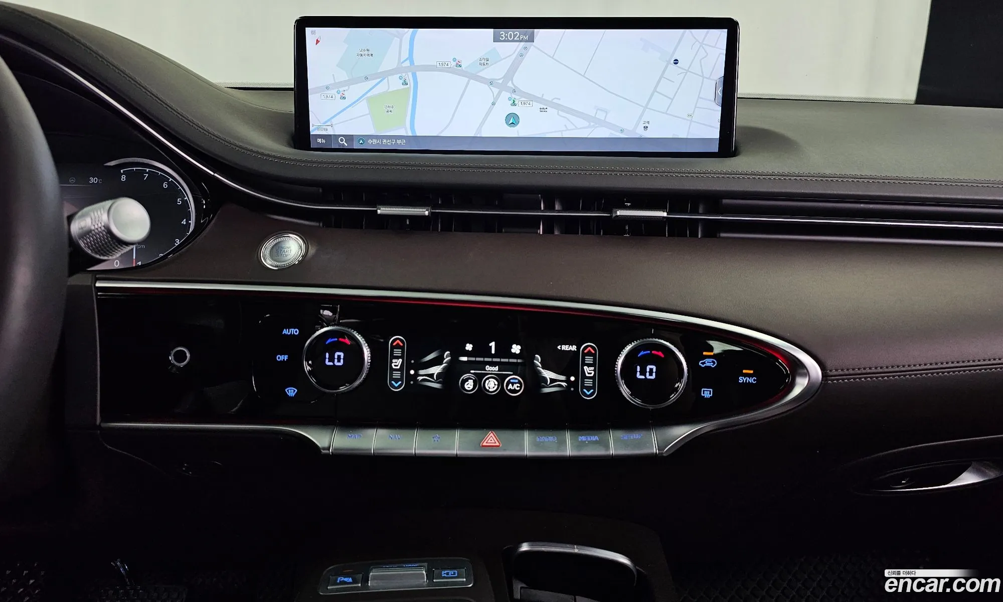 Genesis GV70 2021 — 35