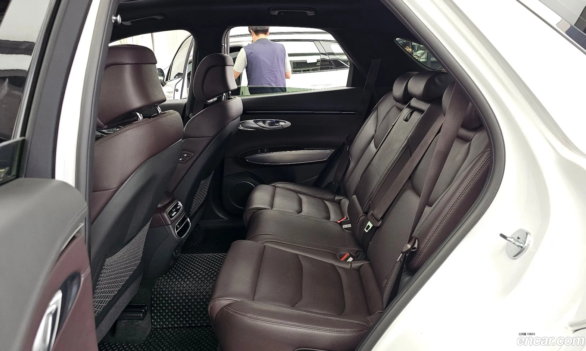 Genesis GV70 2021 — 4