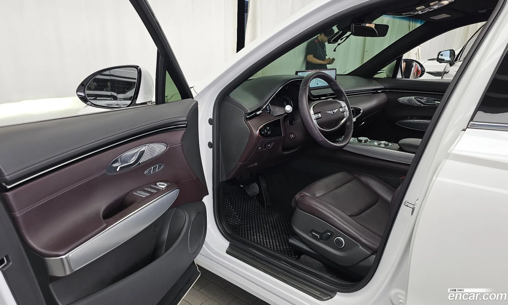 Genesis GV70 2021 — 26