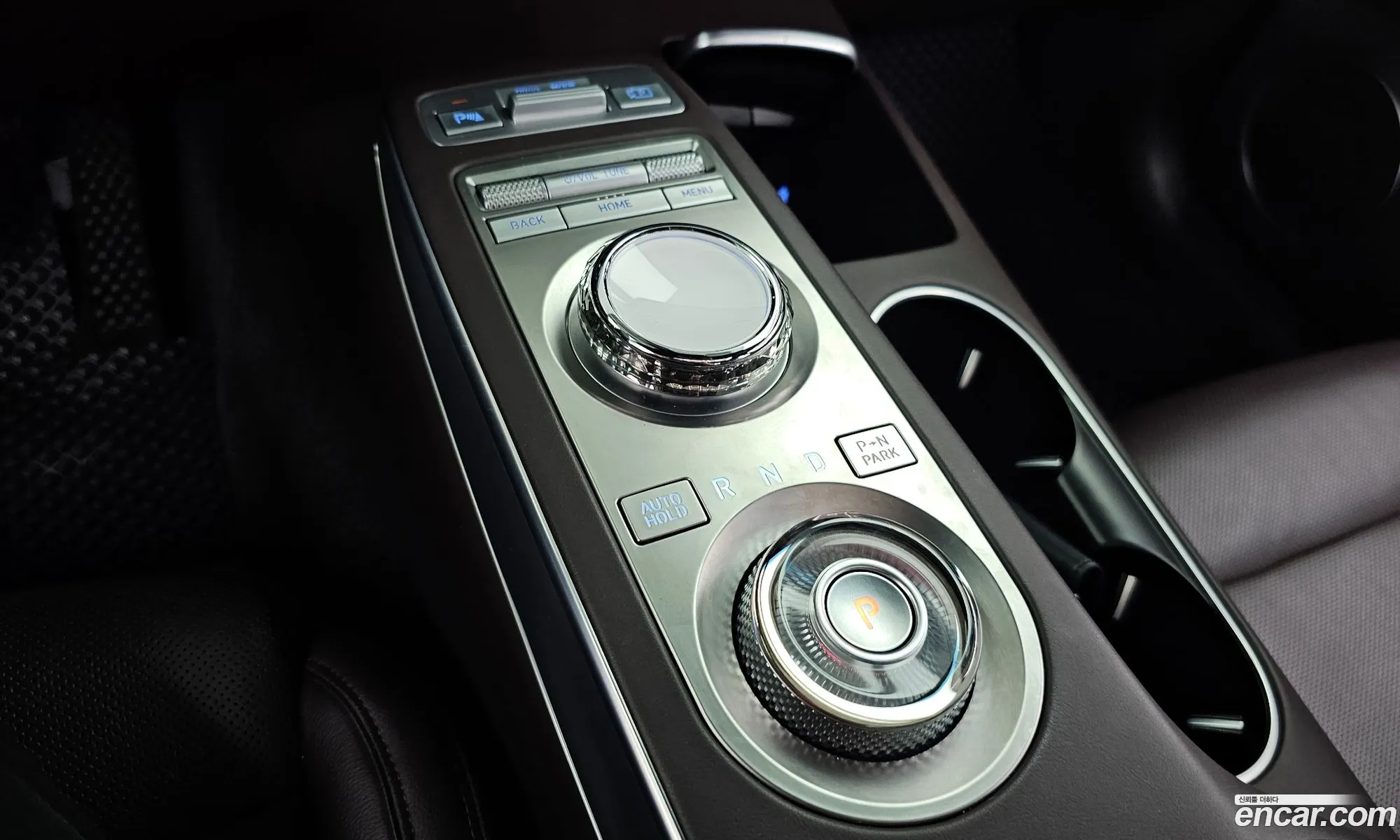 Genesis GV70 2021 — 34