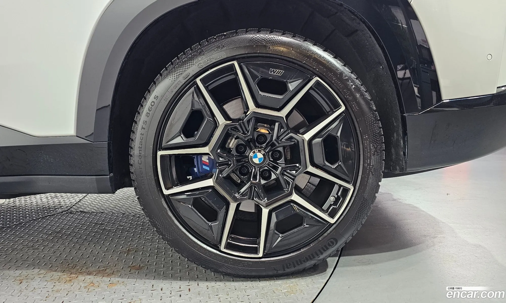BMW XM 2023 — 30