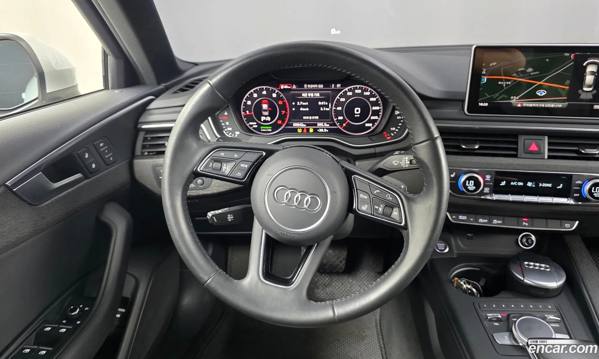 Audi A4 2019 WAUZZZF40KA121360 — 25
