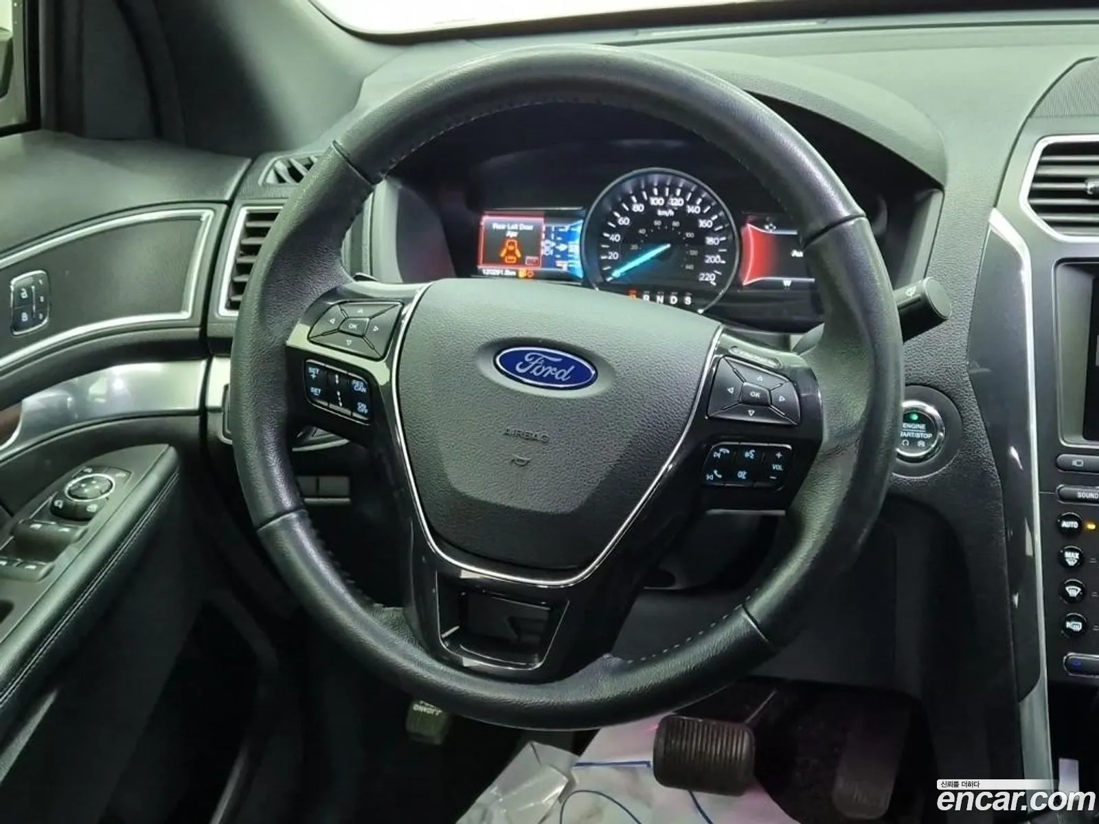 Ford Explorer 2017 — 15