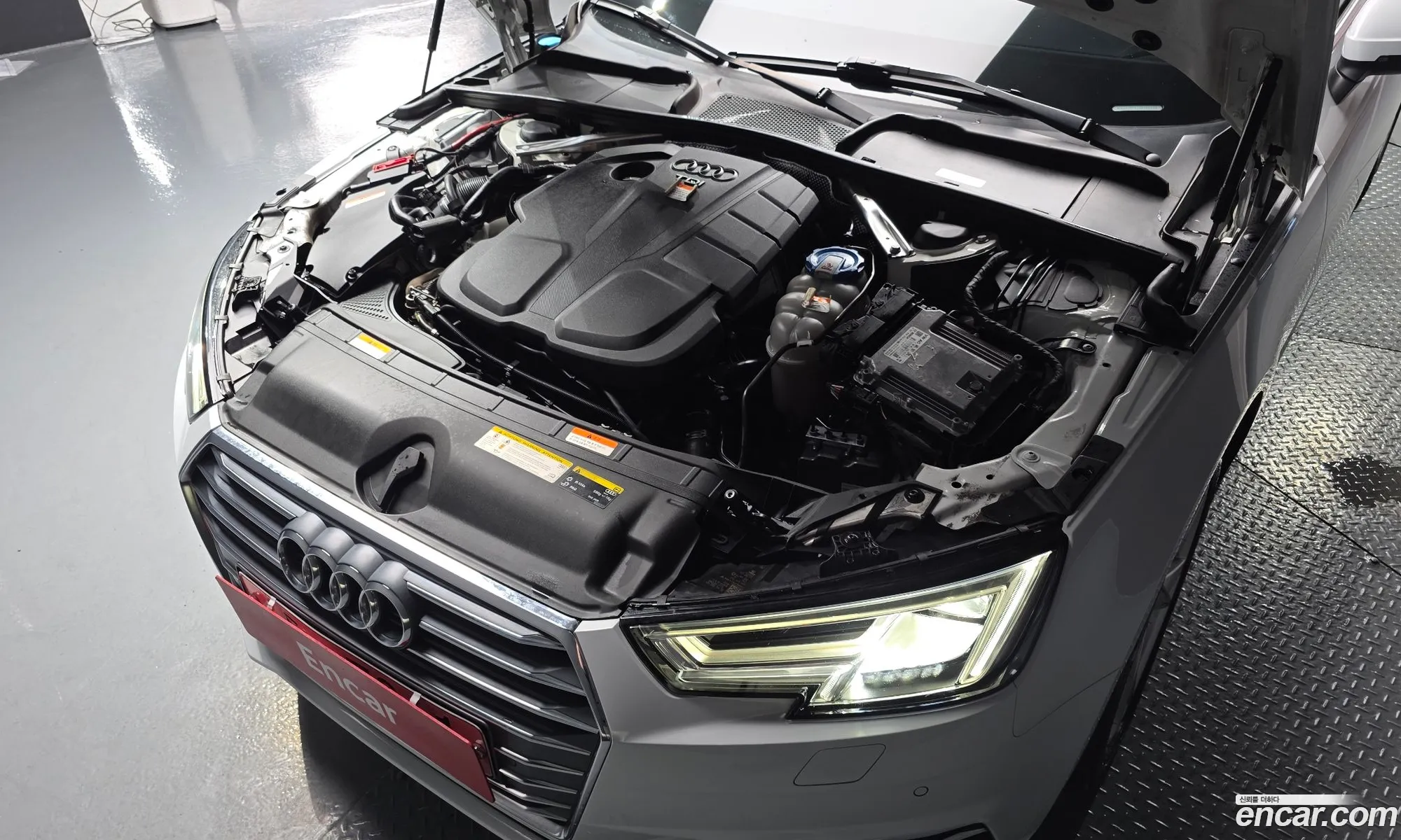 Audi A4 2018 WAUZZZF41JA186944 — 8