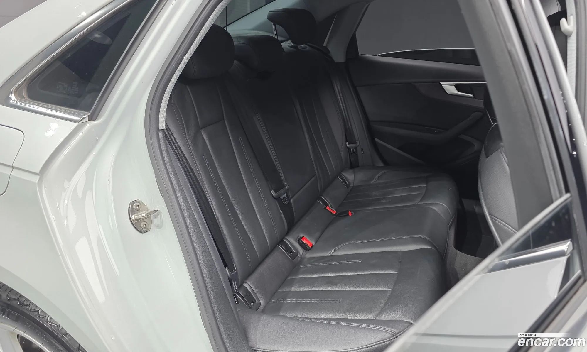 Audi A4 2018 WAUZZZF41JA186944 — 20