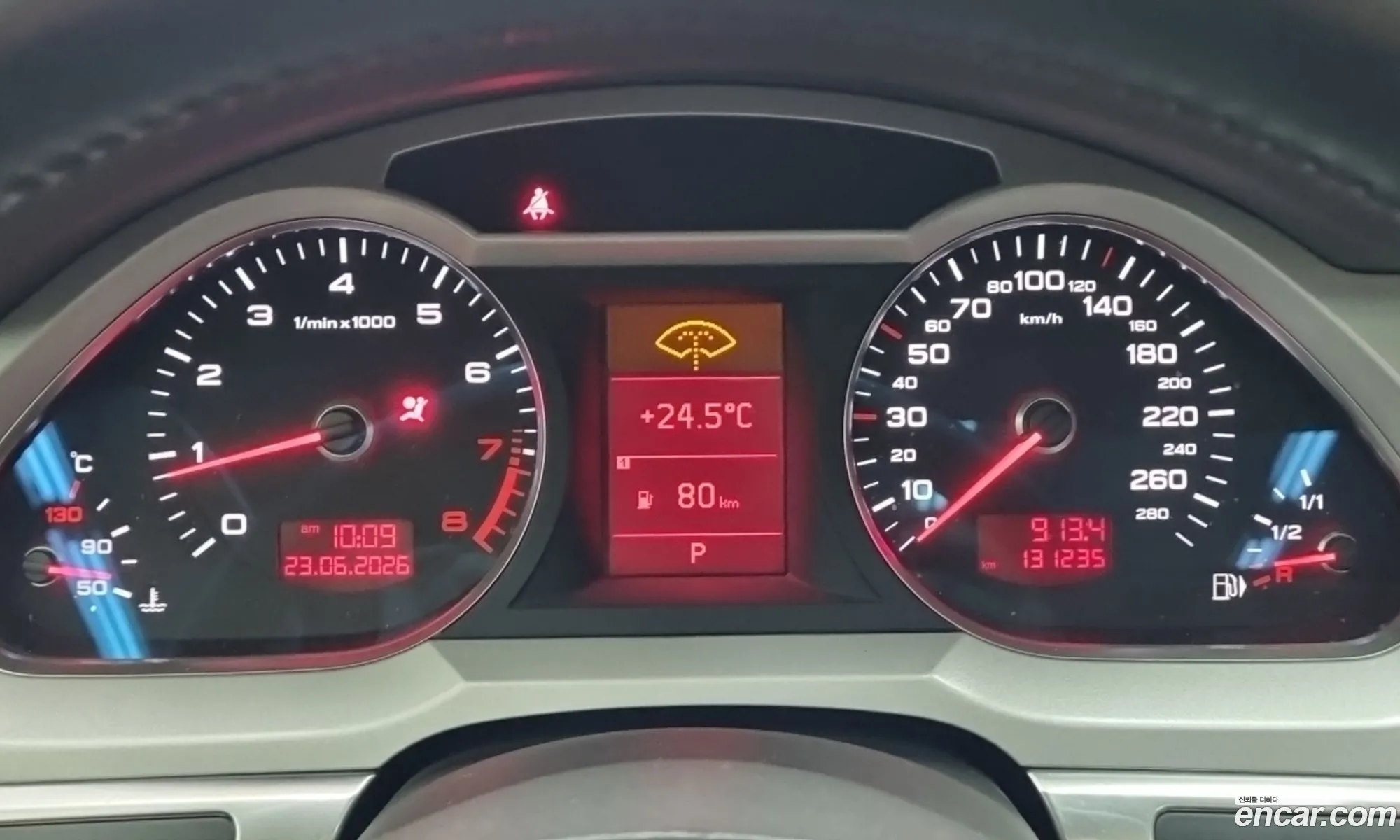 Audi A6 2010 — 17