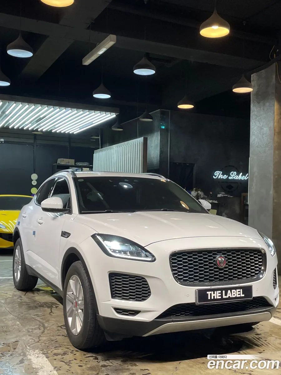 Jaguar E-Pace 2019 — 18