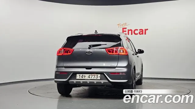 Kia Niro 2017 — 3