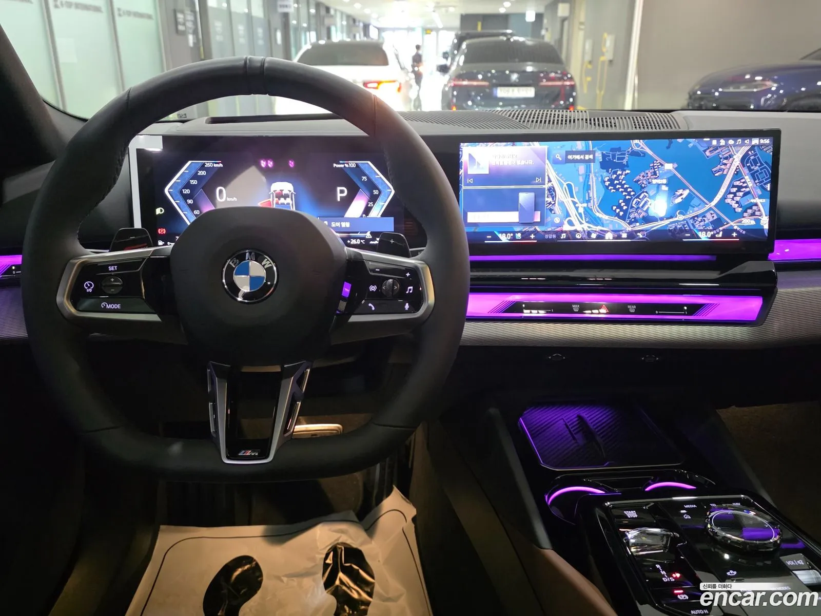 BMW 5 Series 2025 — 17