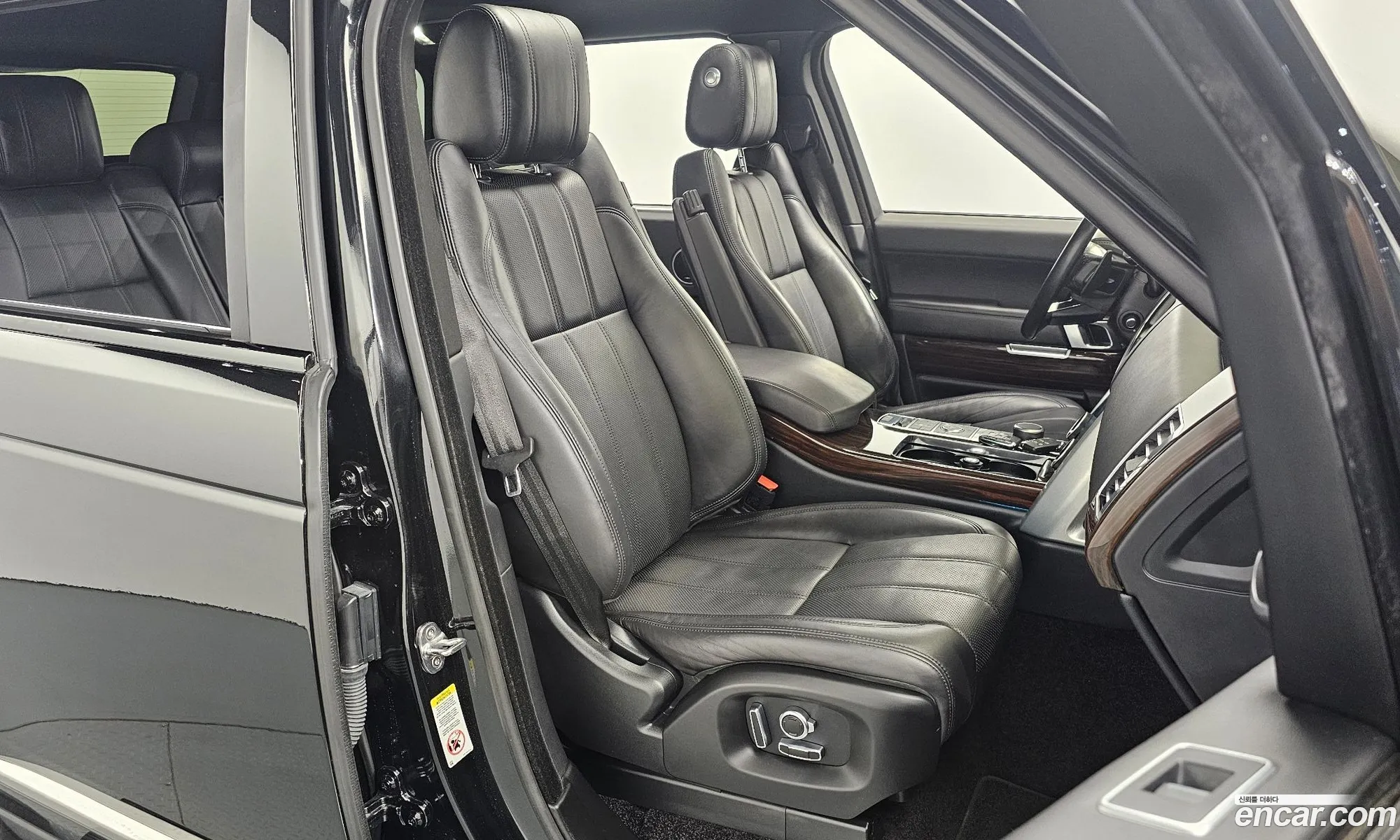 Land Rover Range Rover 2016 SALGS3EF1GA304605 — 14