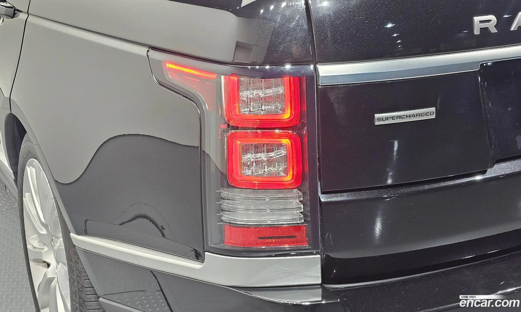 Land Rover Range Rover 2016 SALGS3EF1GA304605 — 24
