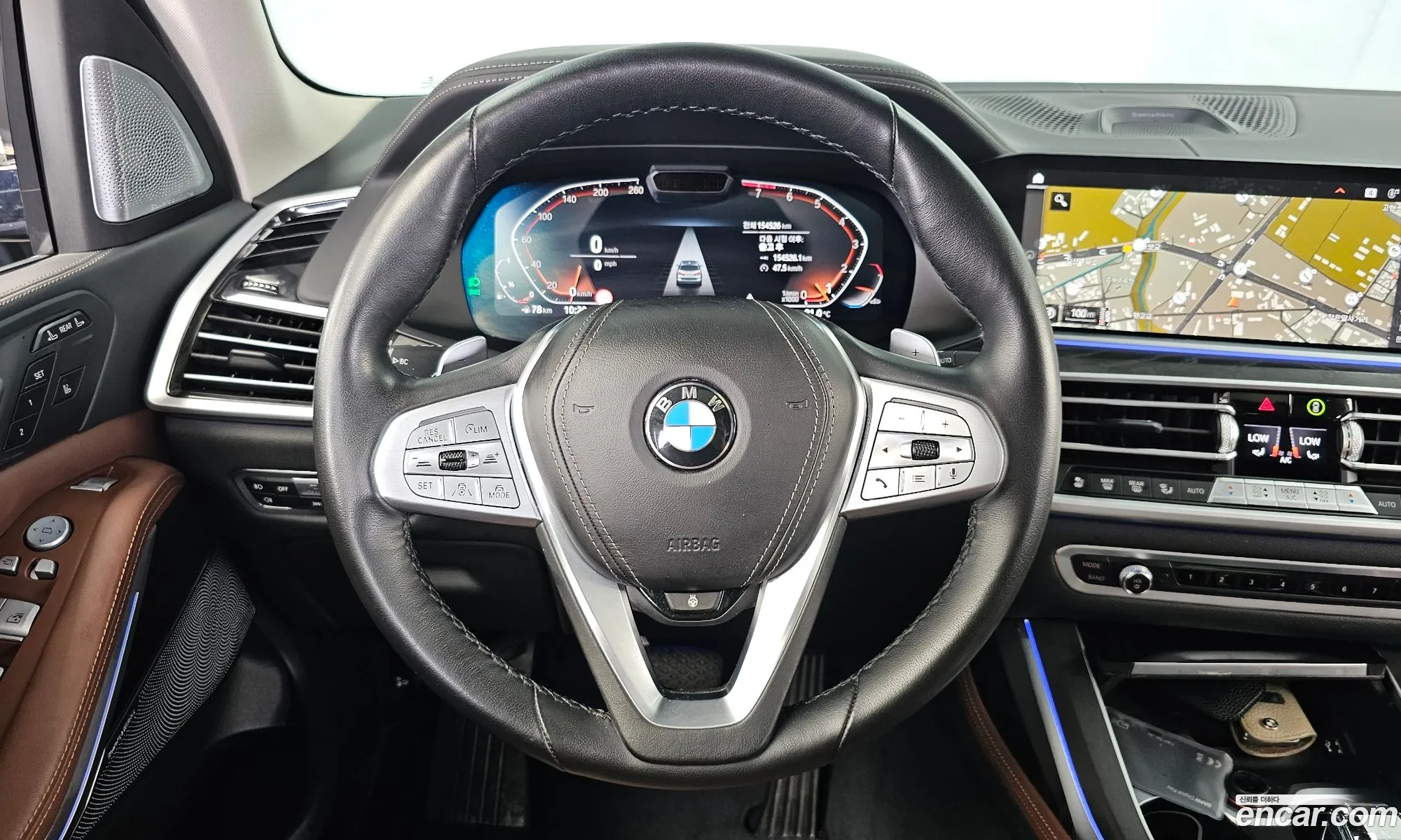BMW X7 2021 — 12