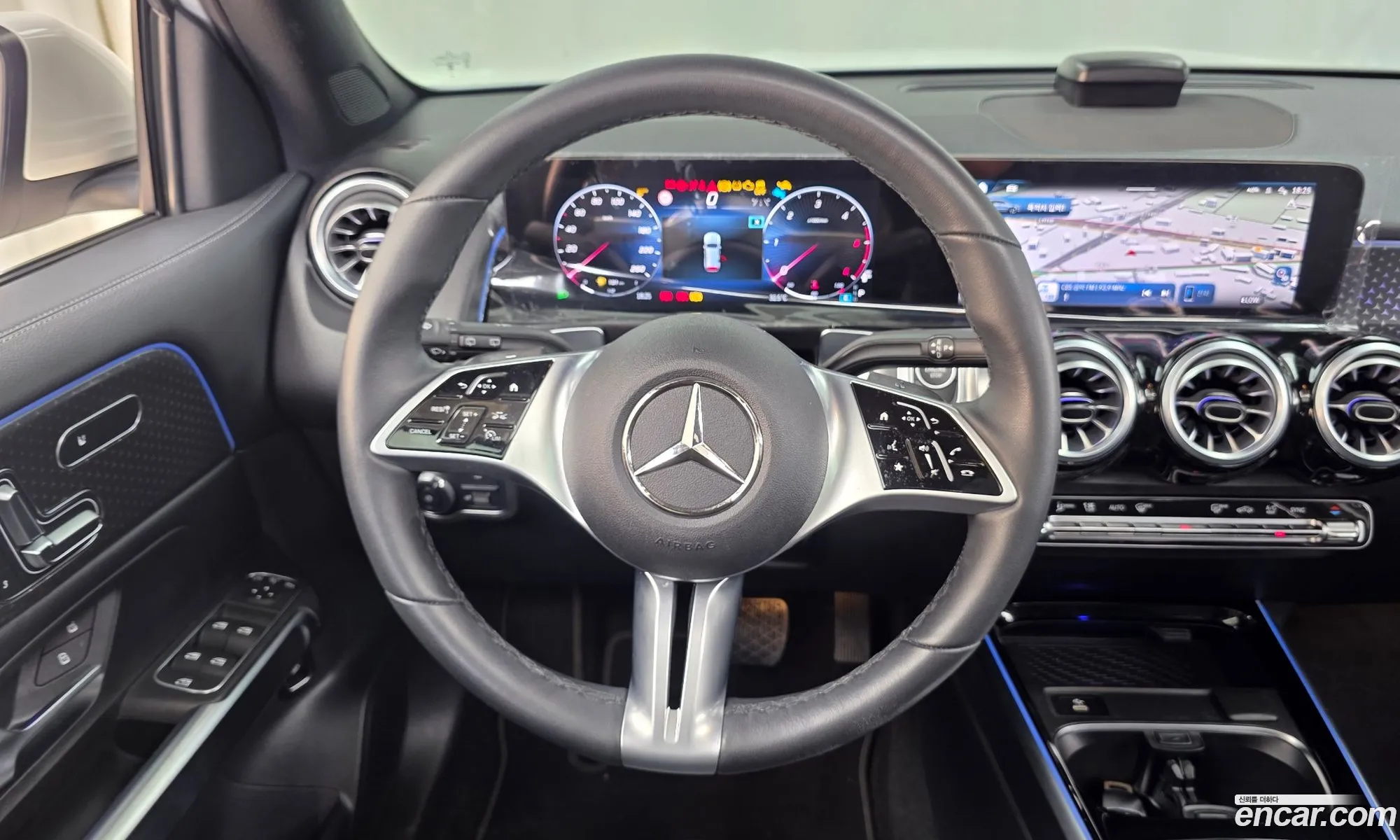 Mercedes-Benz GLB-Class X247 2024 — 12