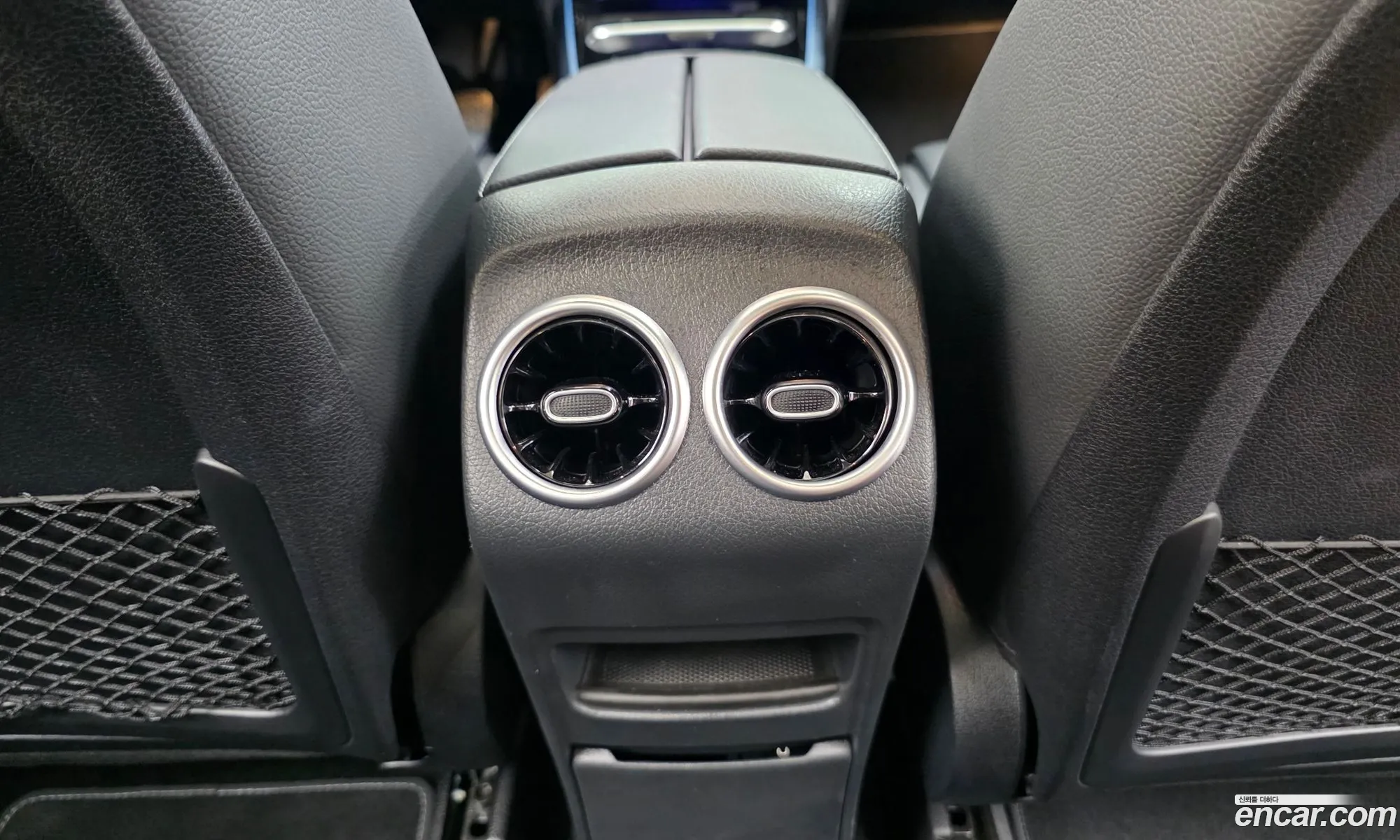Mercedes-Benz GLB-Class X247 2024 — 13
