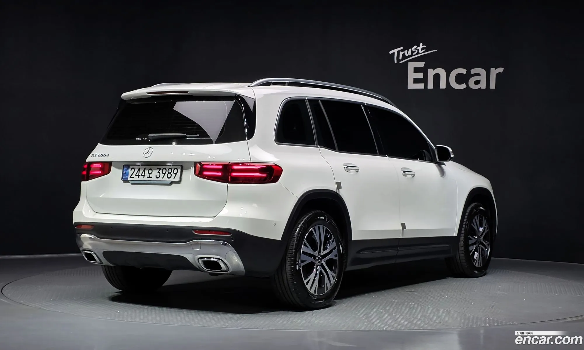 Mercedes-Benz GLB-Class X247 2024 — 2