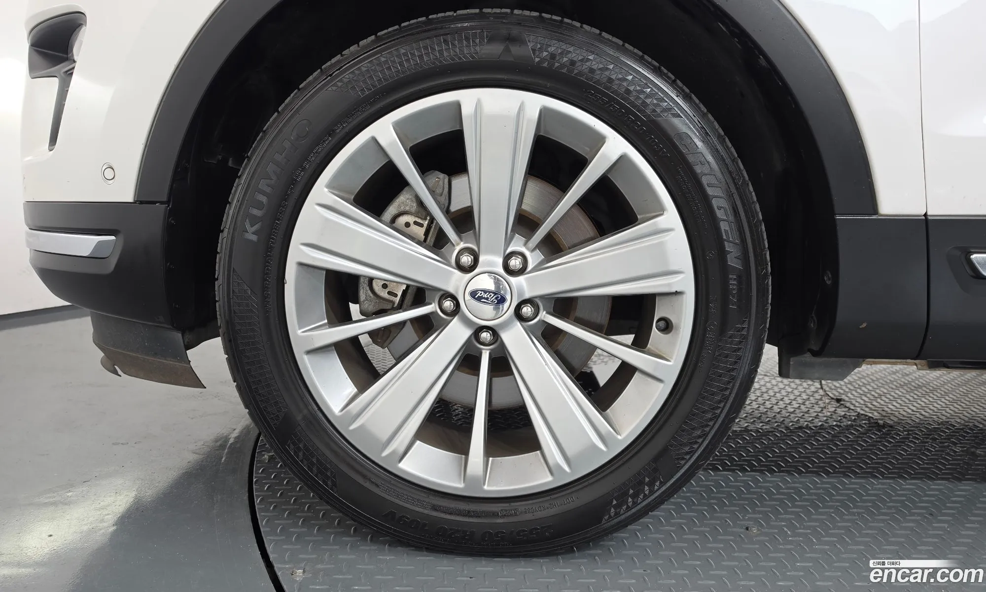 Ford Explorer 2018 — 3