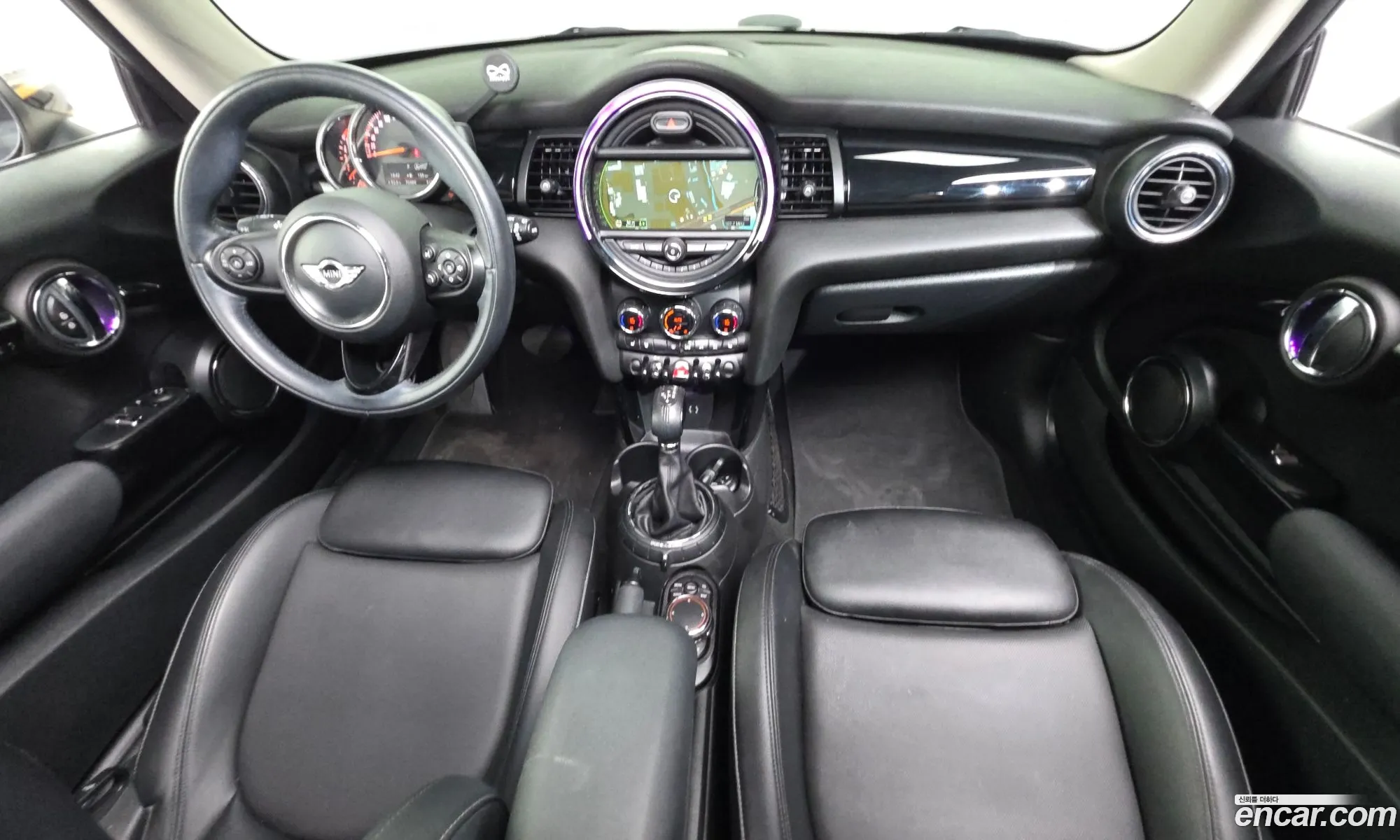 Mini Cooper D 2016 — 14