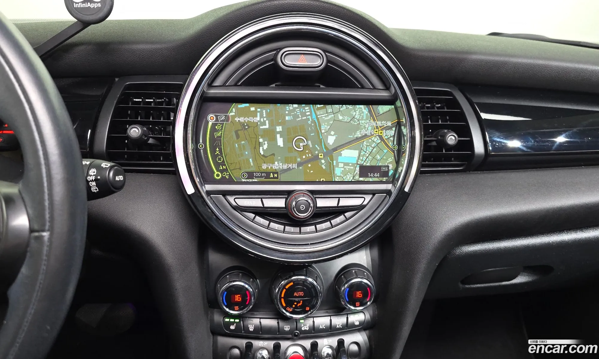Mini Cooper D 2016 — 23