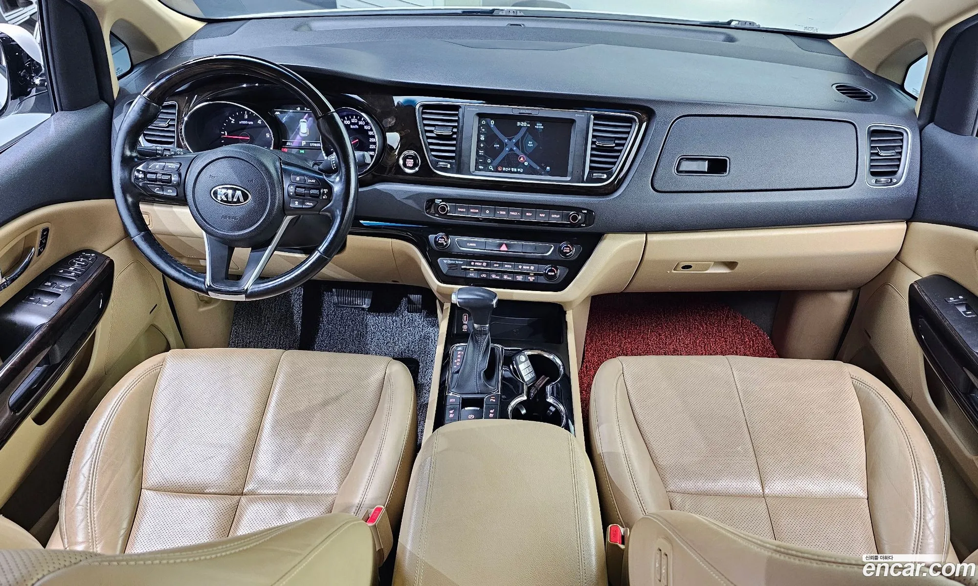 Kia Carnival 2018 — 2