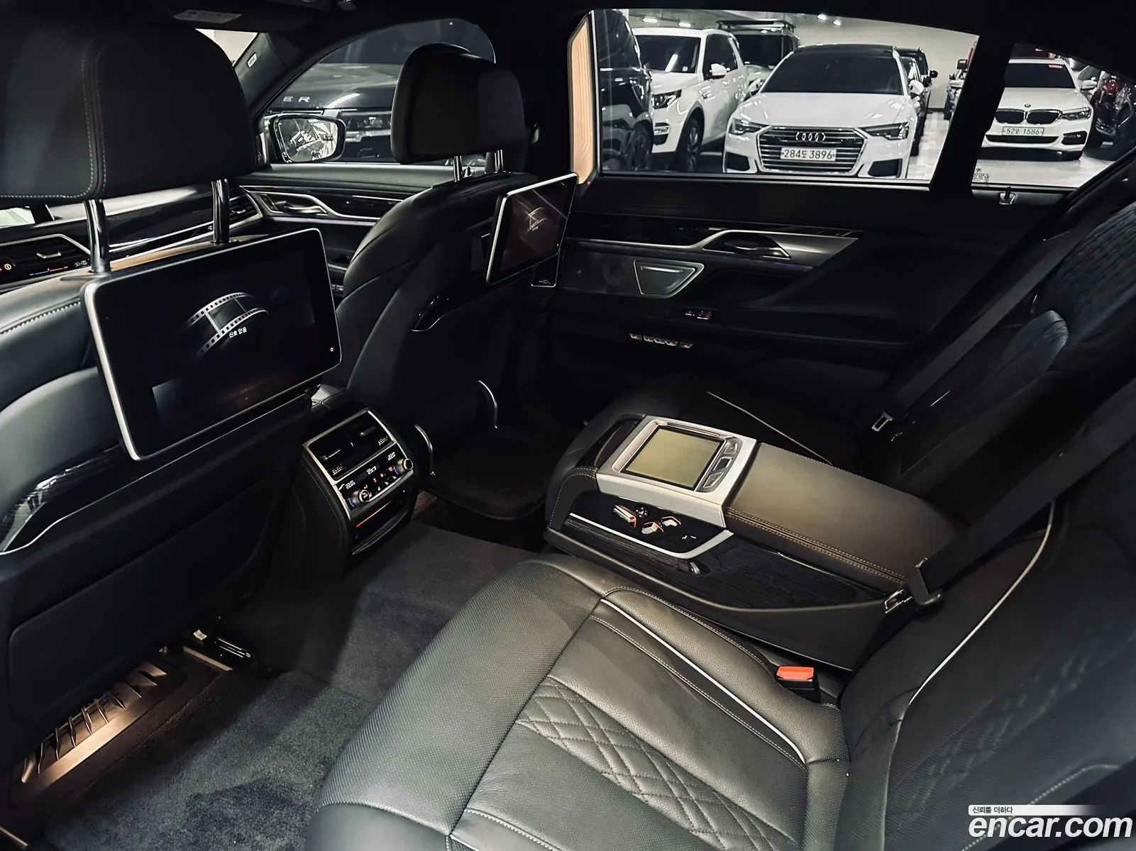 BMW 7 Series 2017 — 9