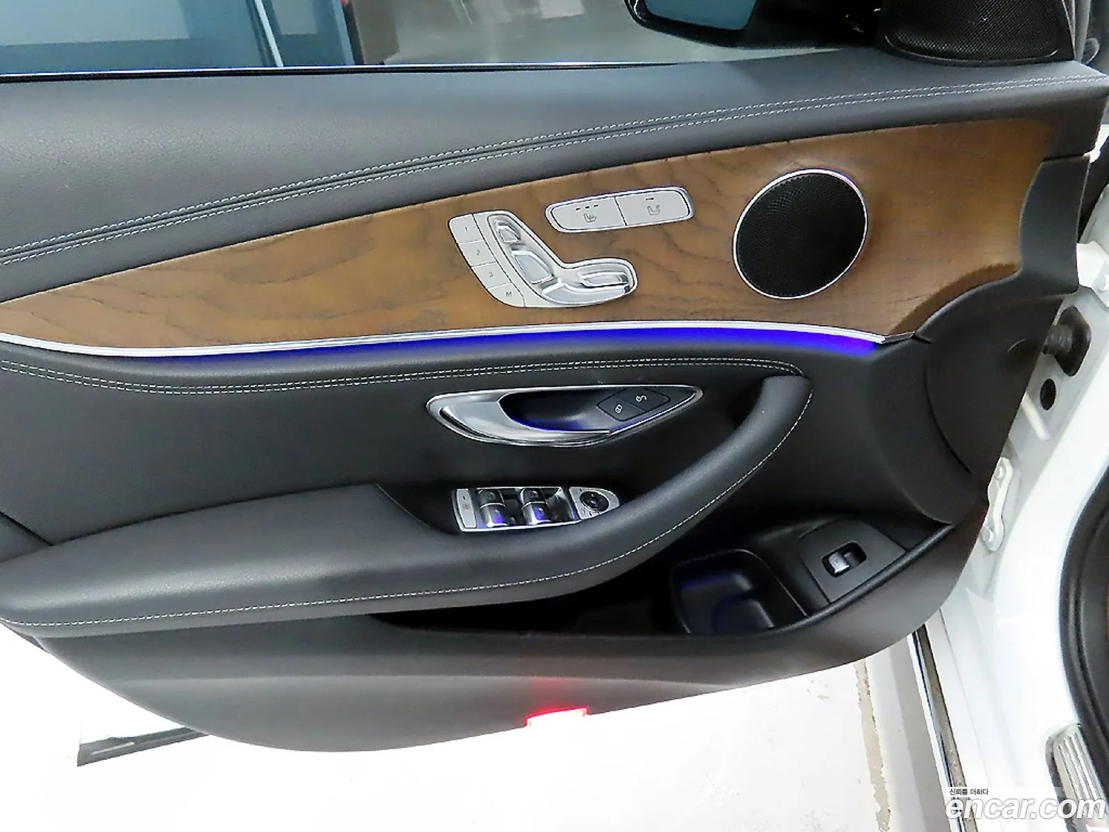Mercedes-Benz E-Class W213 2020 — 3