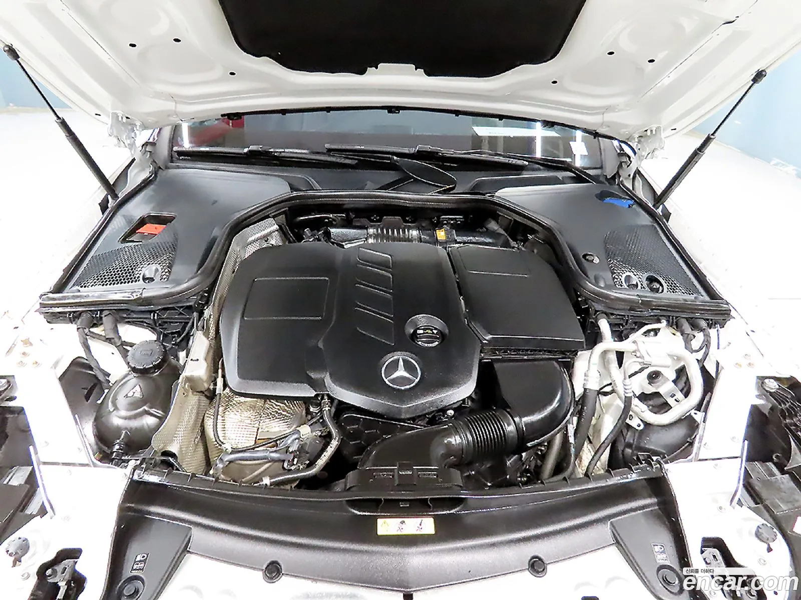 Mercedes-Benz E-Class W213 2020 — 15