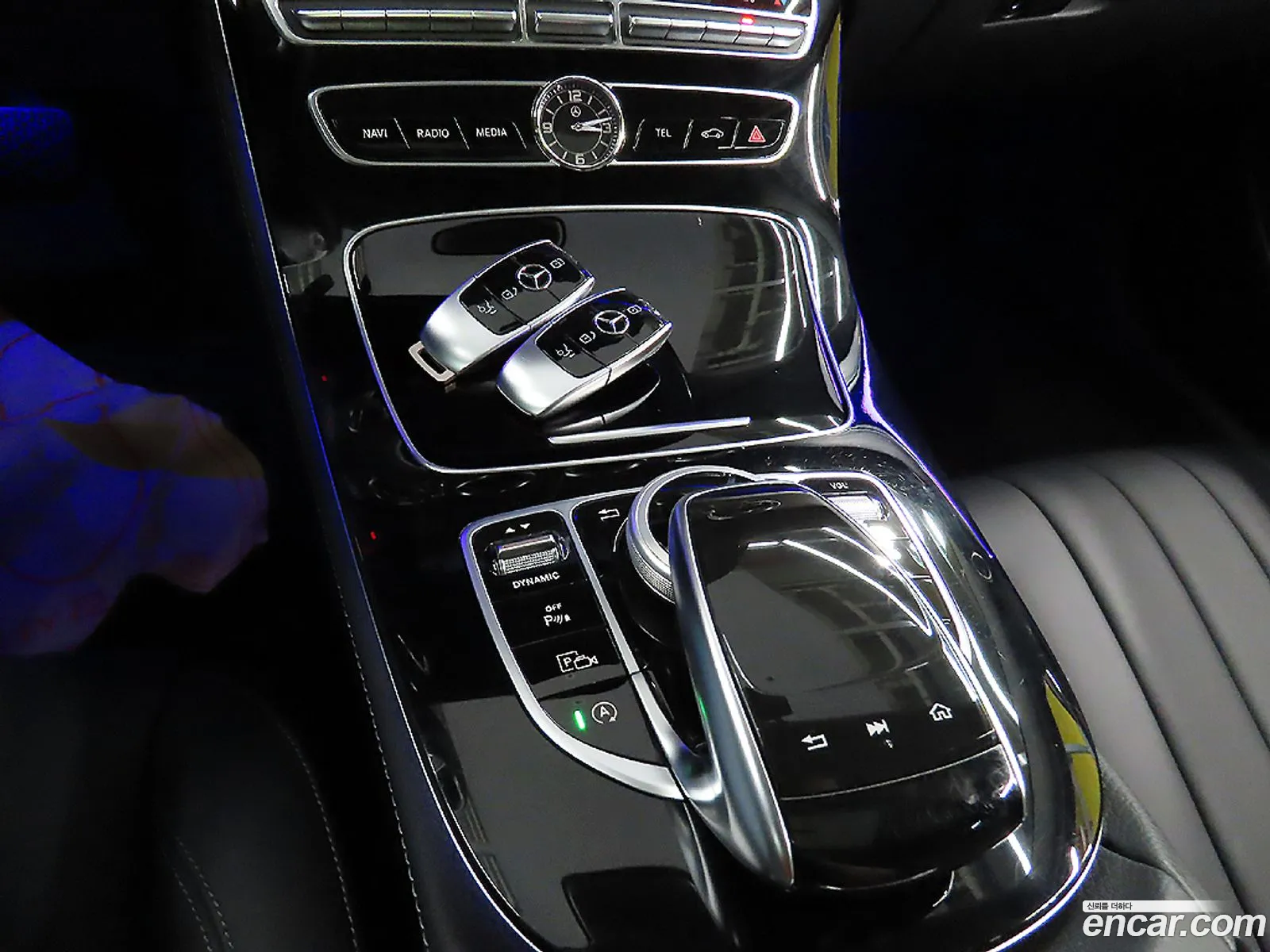 Mercedes-Benz E-Class W213 2020 — 16