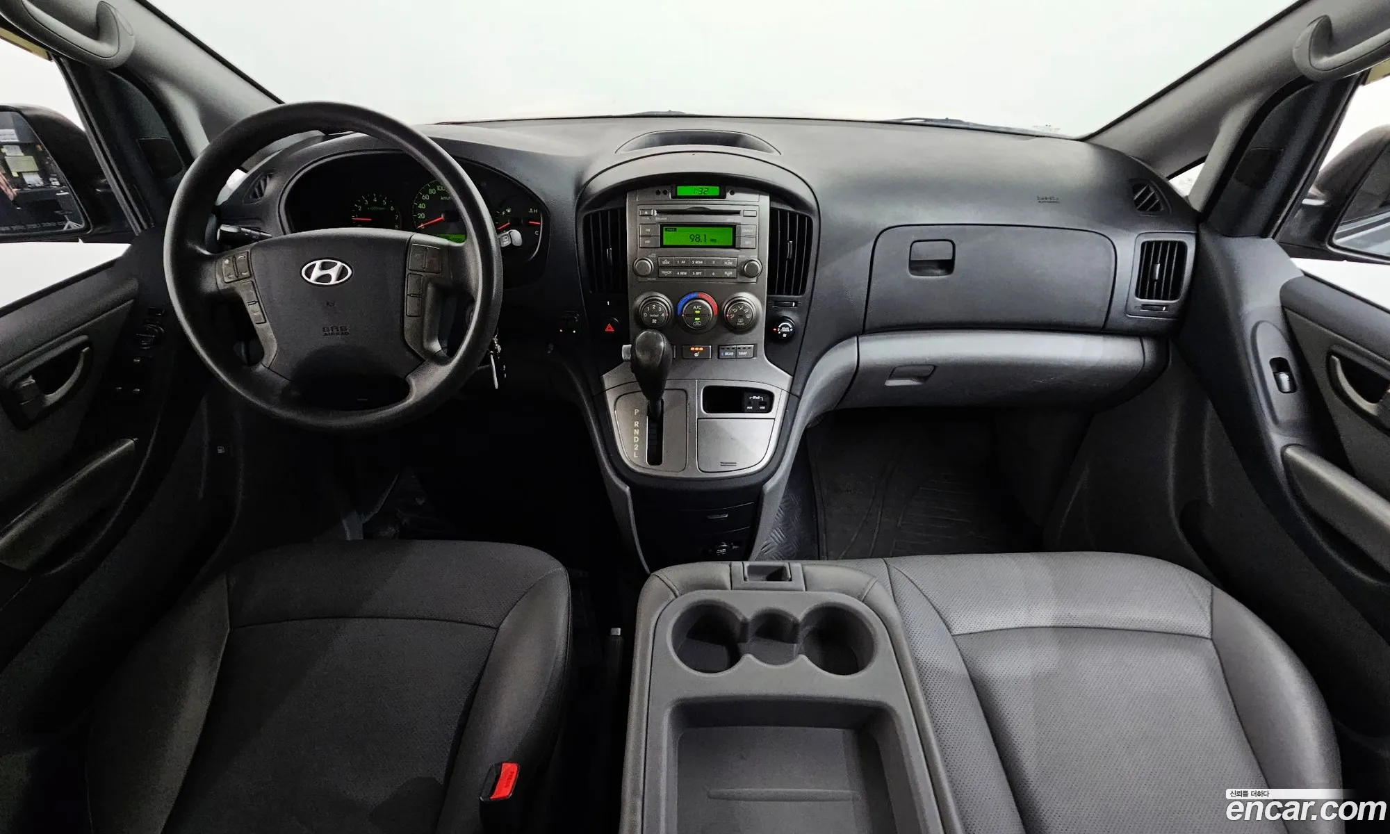 Hyundai Grand Starex 2012 — 3