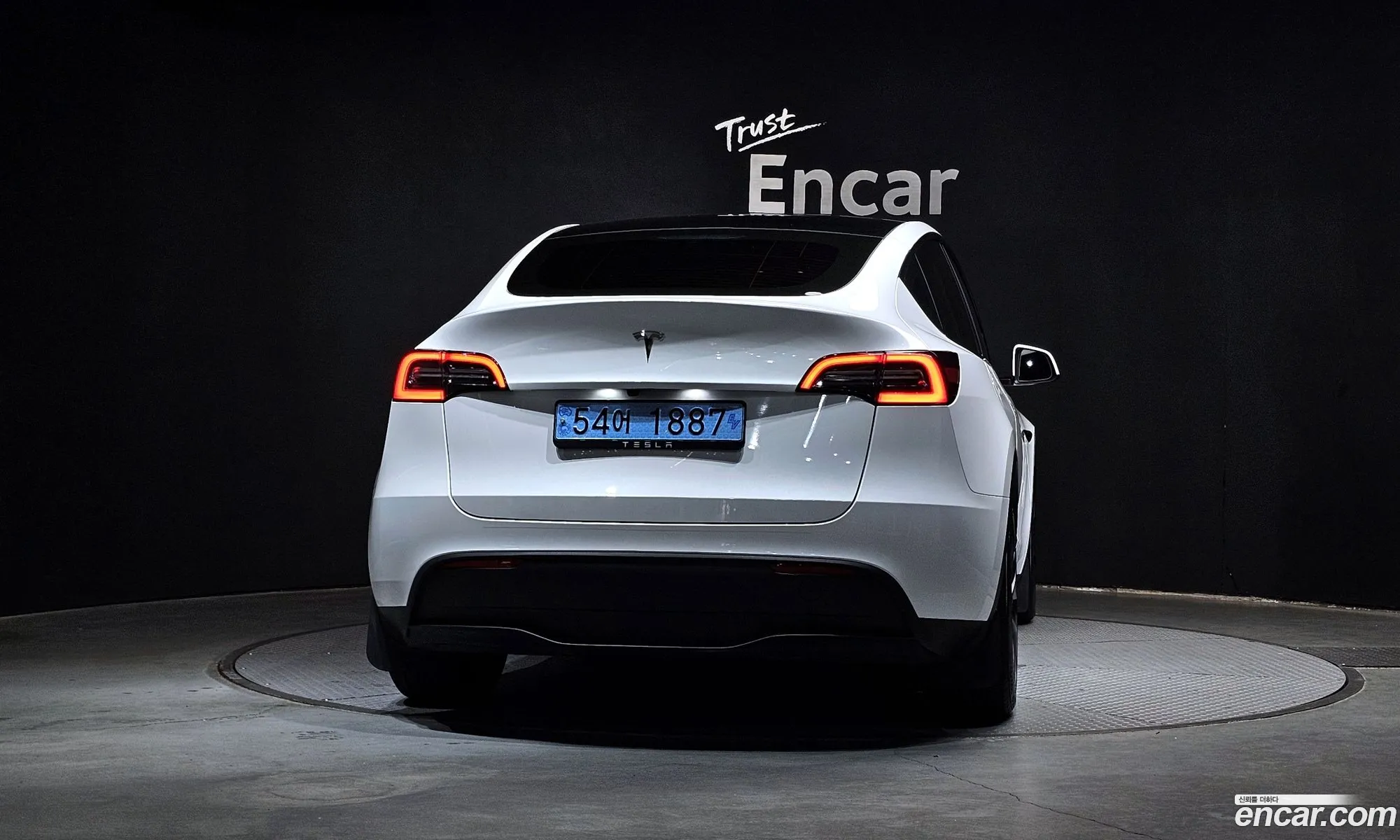 Tesla Model Y 2024 LRWYGCFS3RC562976 — 22