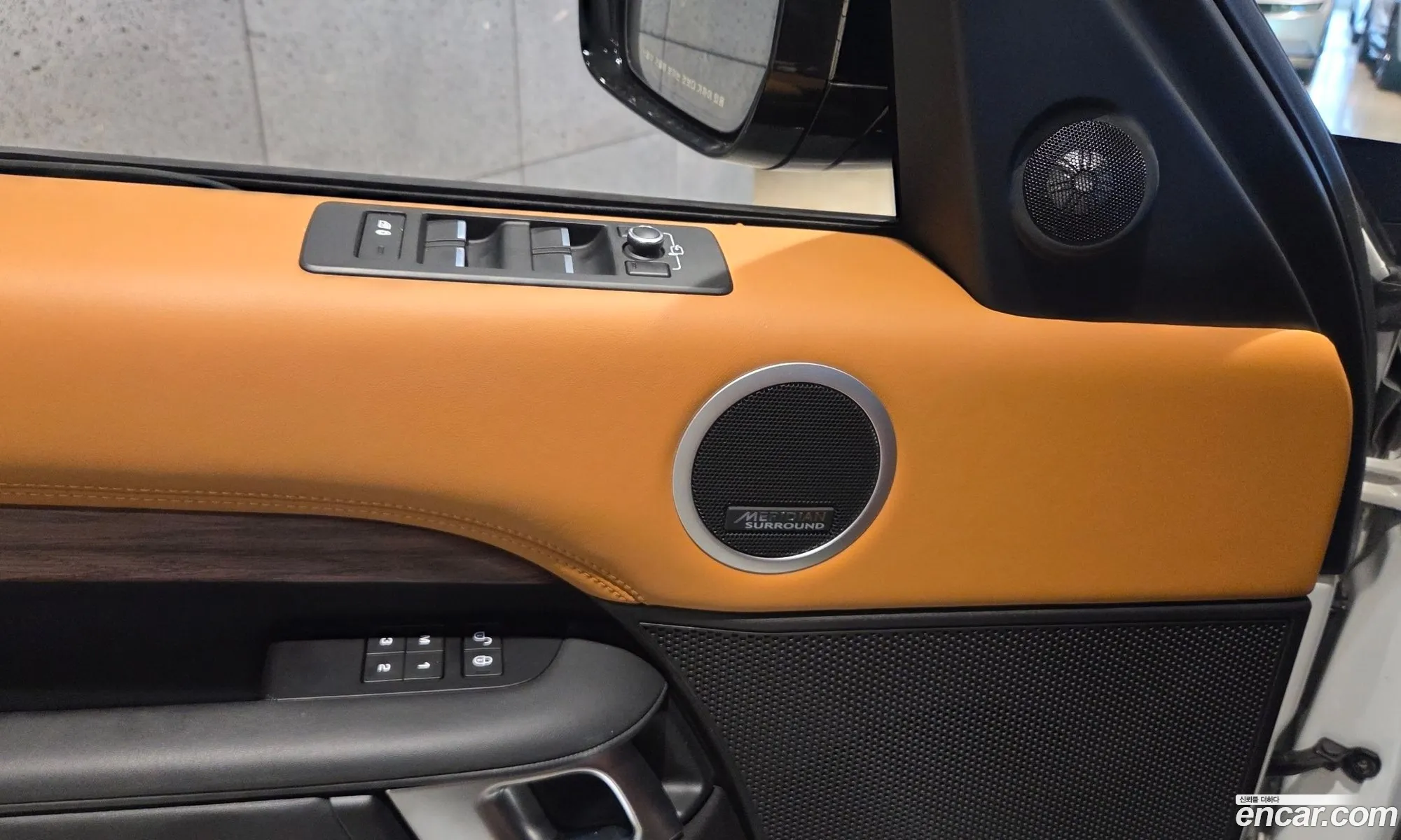 Land Rover Discovery 5 2018 — 11