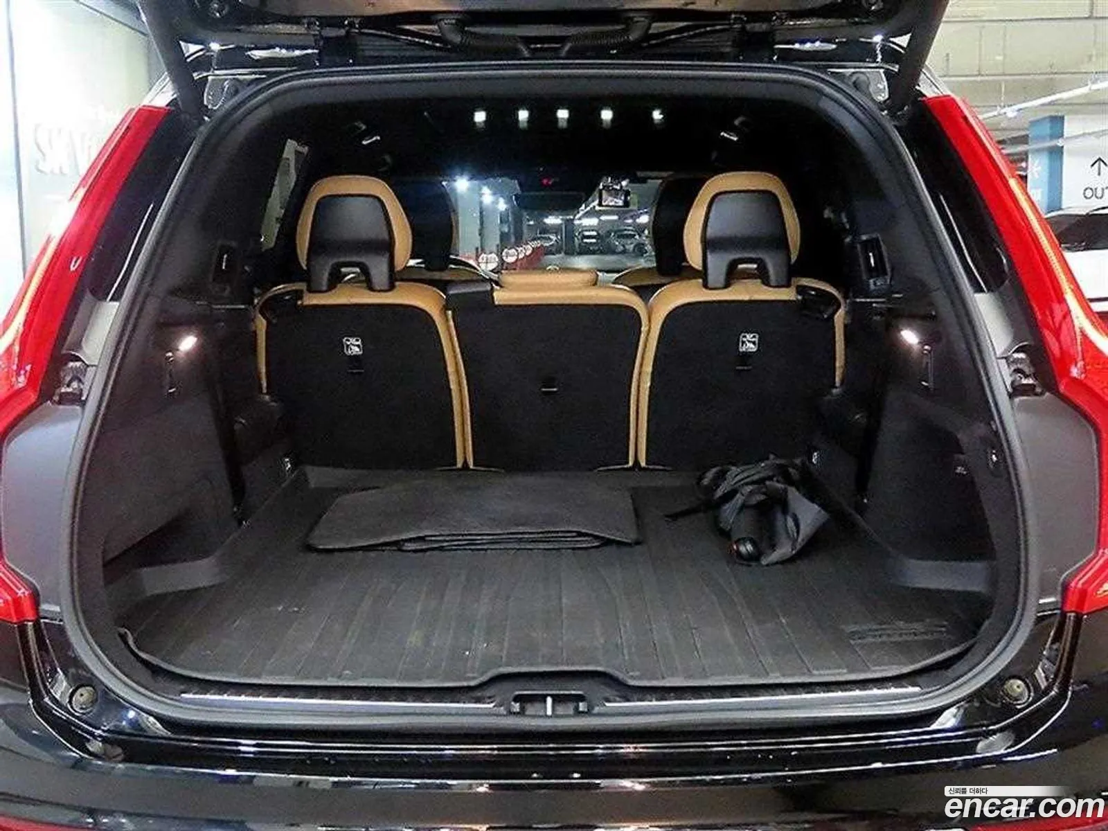 Volvo XC90 2019 — 19
