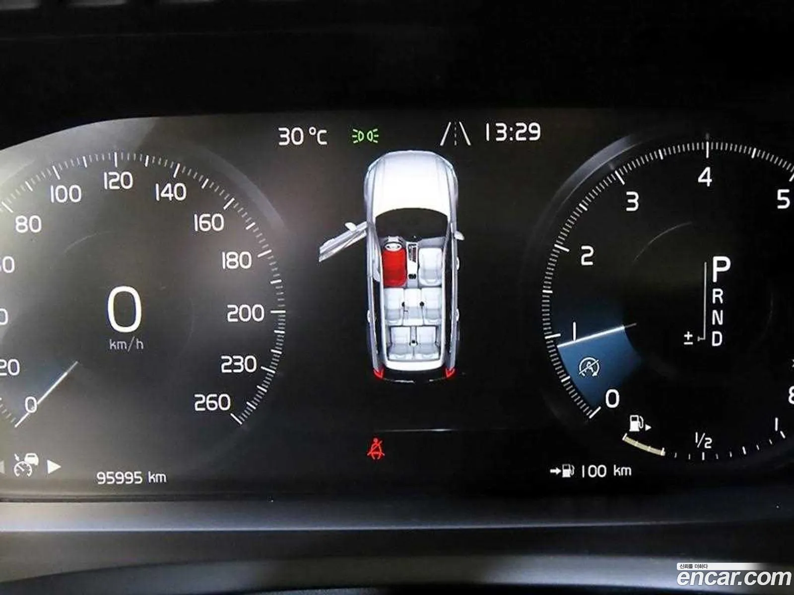 Volvo XC90 2019 — 8