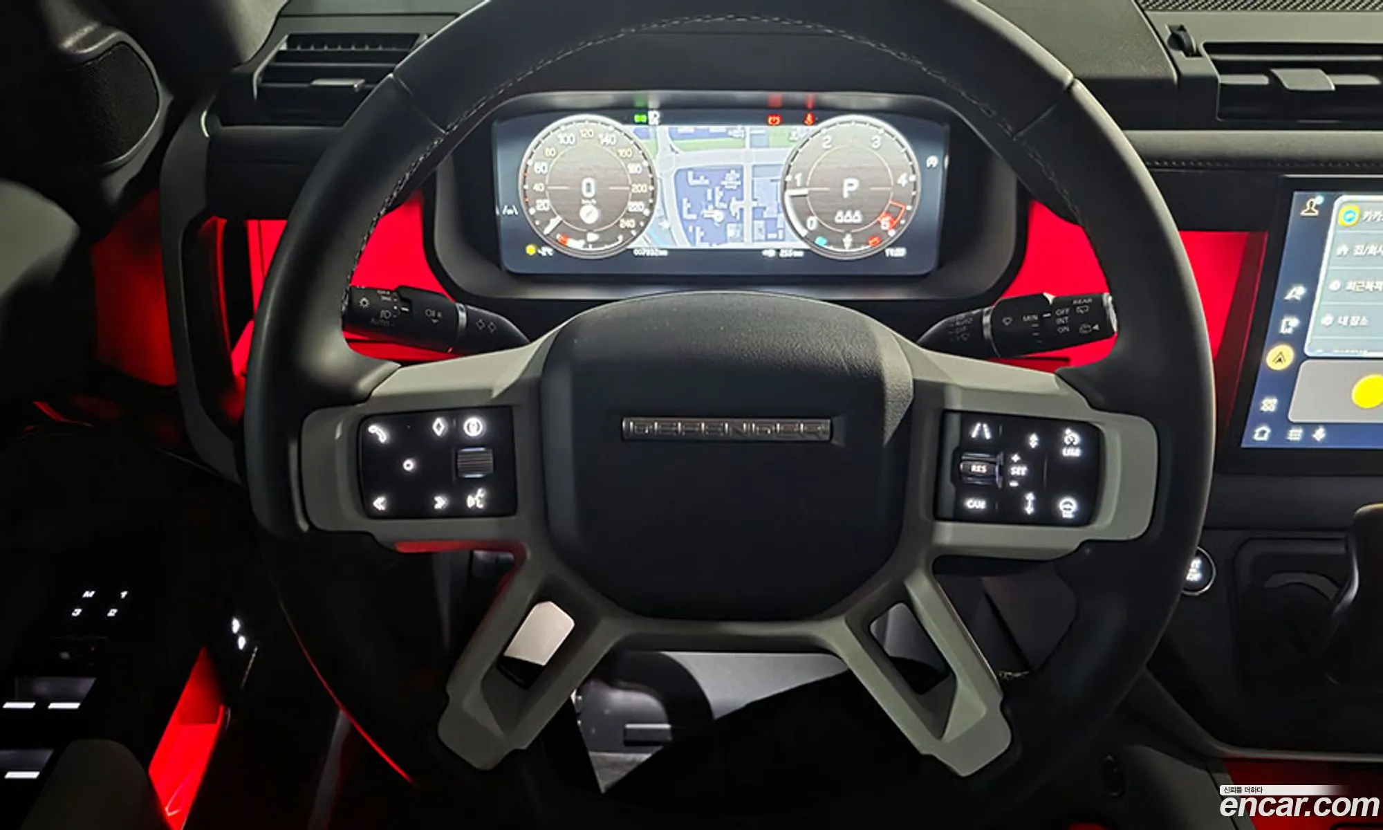 Land Rover Defender 2025 — 7