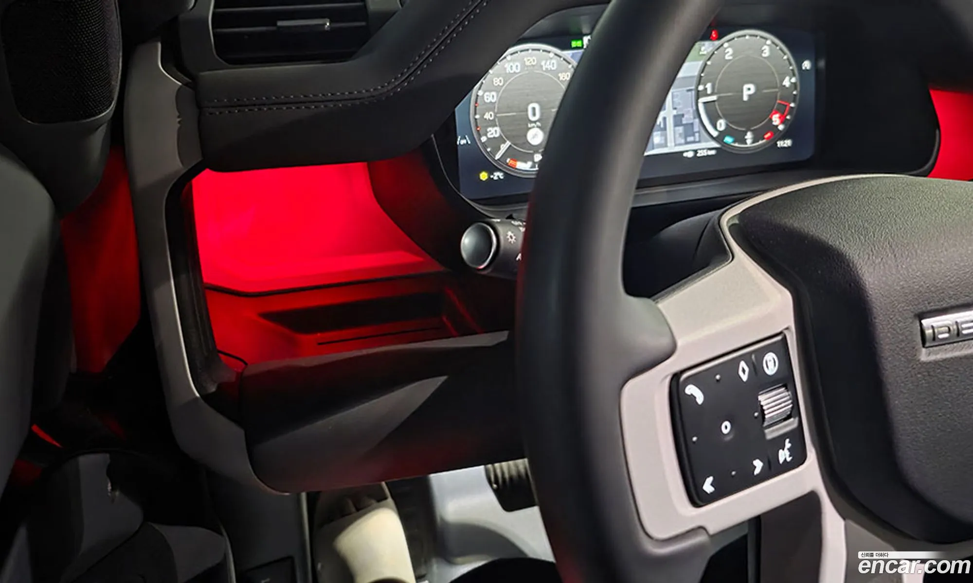 Land Rover Defender 2025 — 11