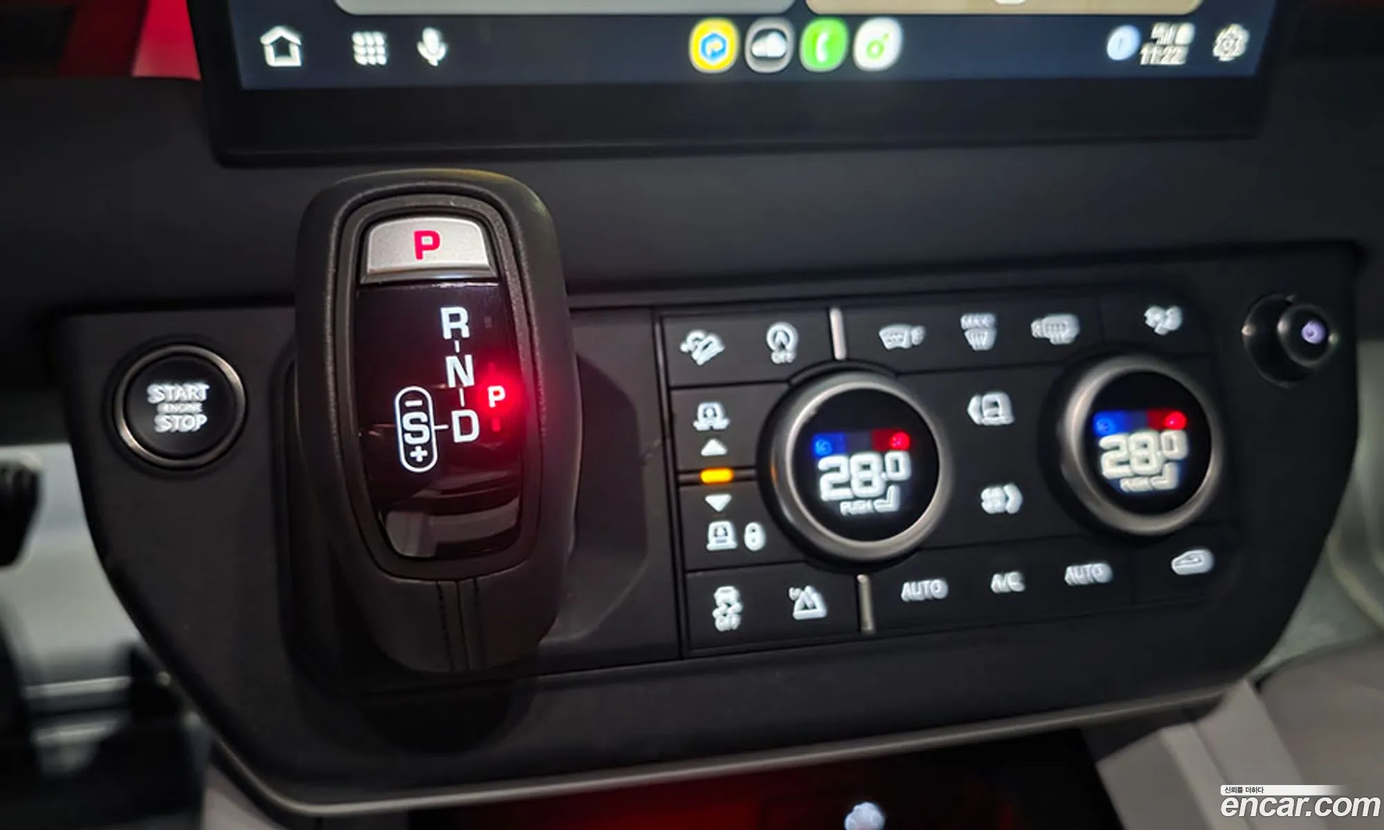 Land Rover Defender 2025 — 4