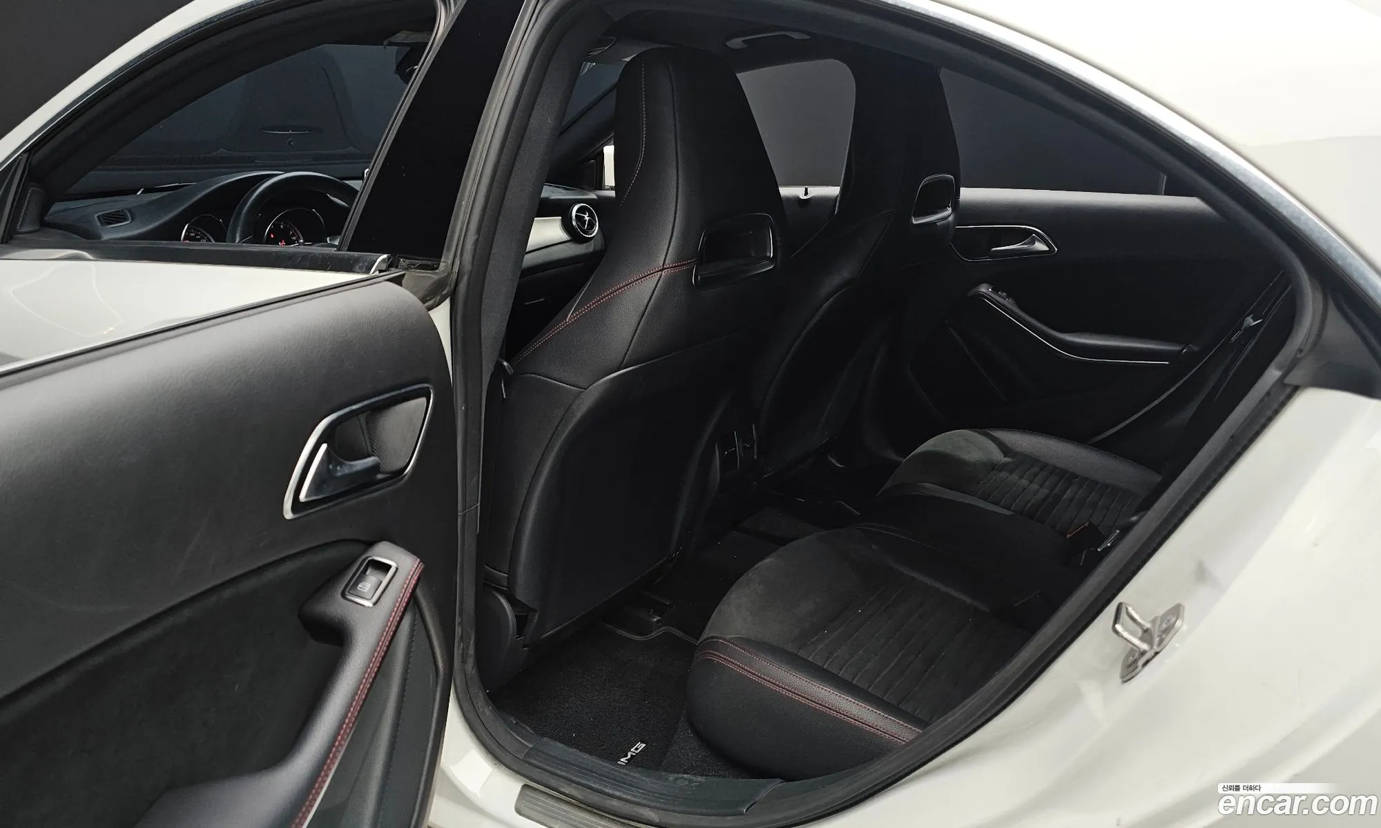 Mercedes-Benz CLA-Class C117 2018 — 29