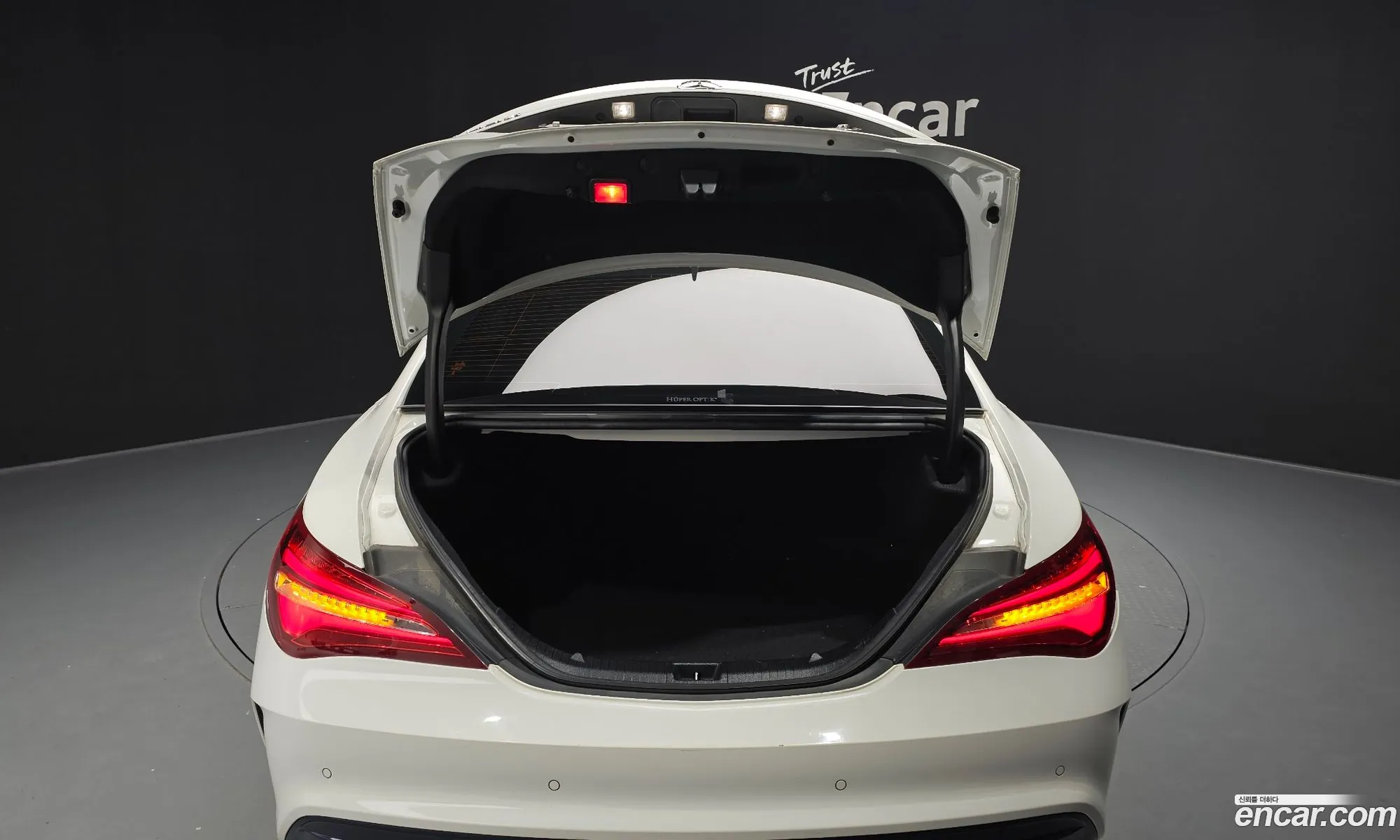 Mercedes-Benz CLA-Class C117 2018 — 21