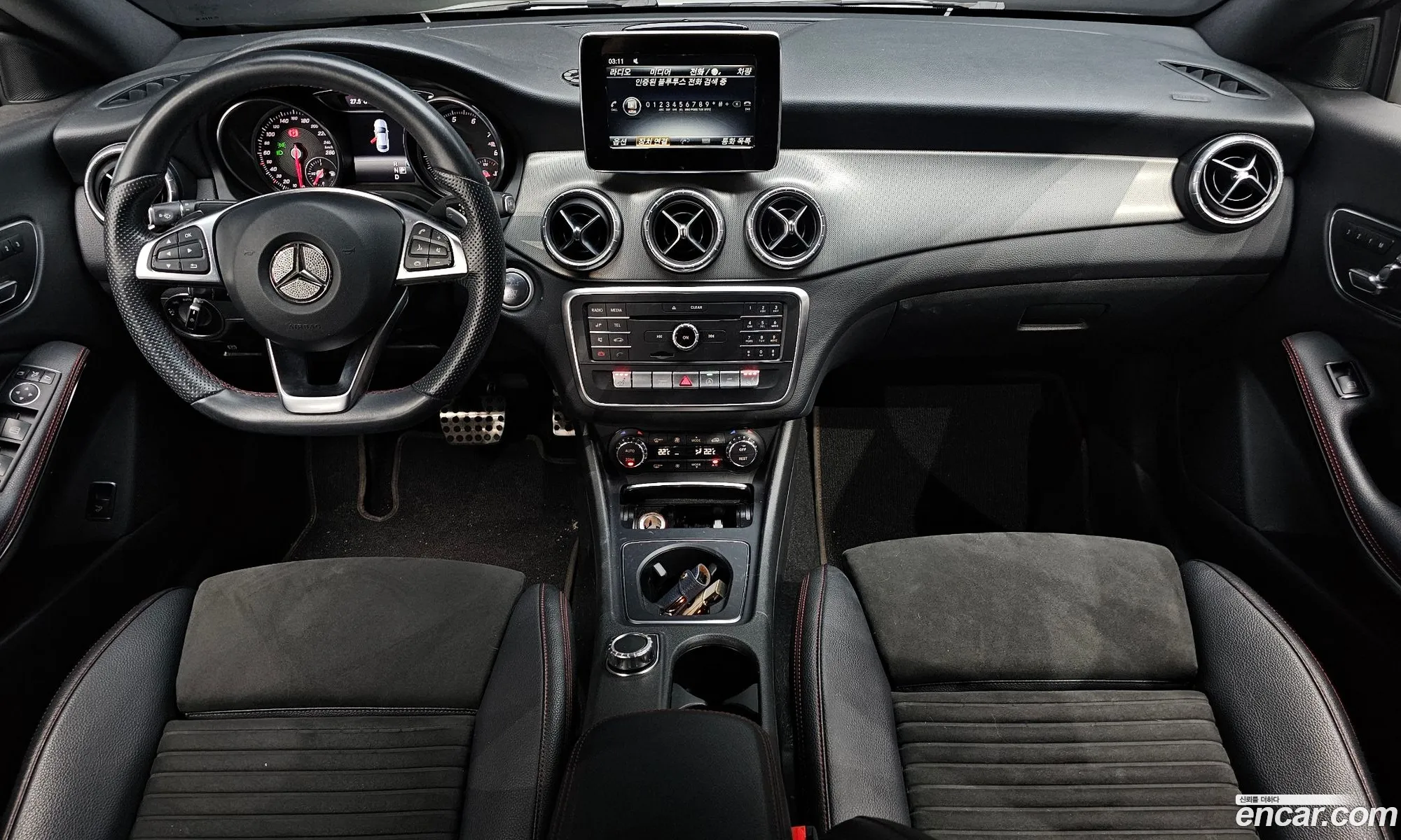 Mercedes-Benz CLA-Class C117 2018 — 25