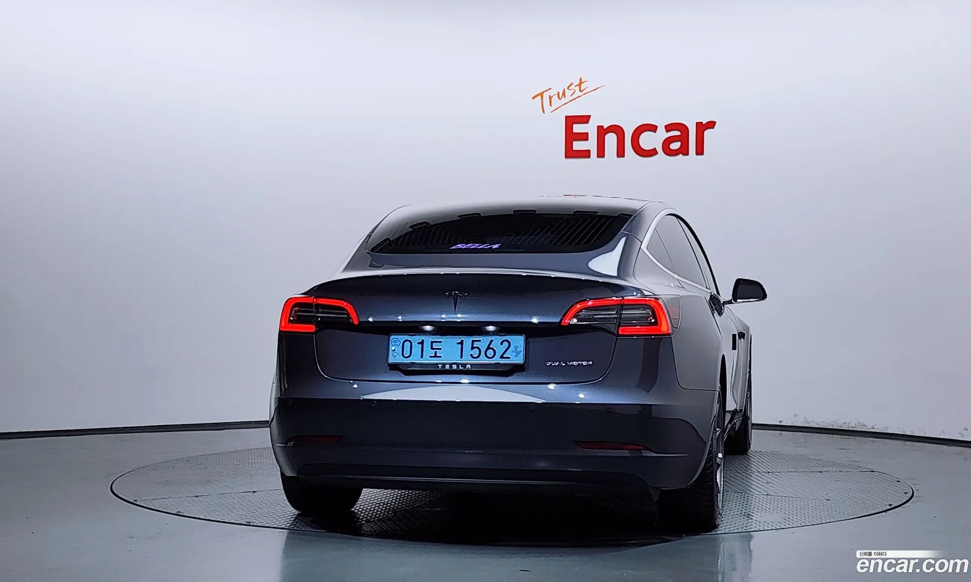 Tesla Model 3 2020 — 28
