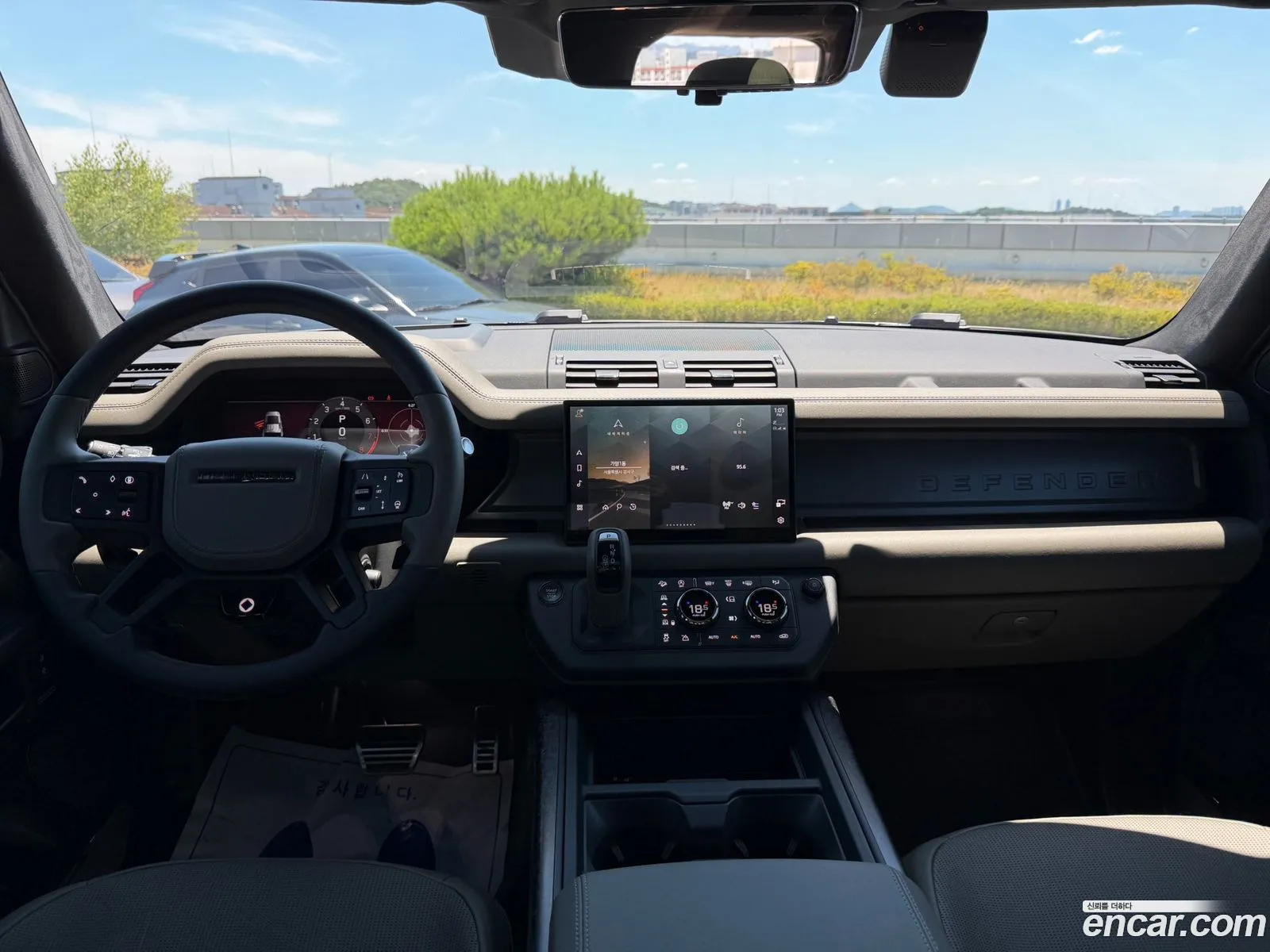 Land Rover Defender 2025 — 6
