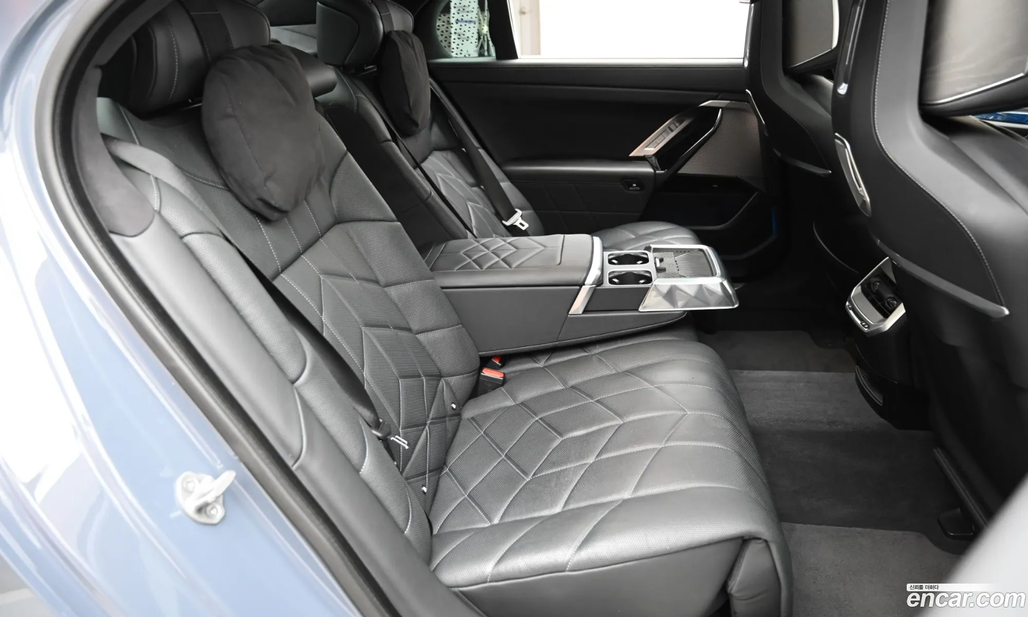 BMW 7 Series 2023 — 18