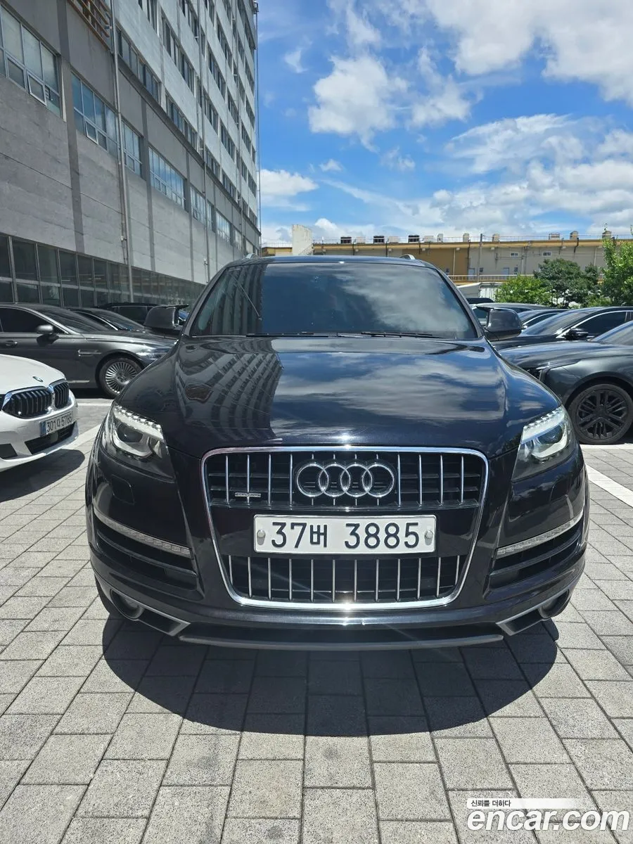 Audi Q7 2010 — 7