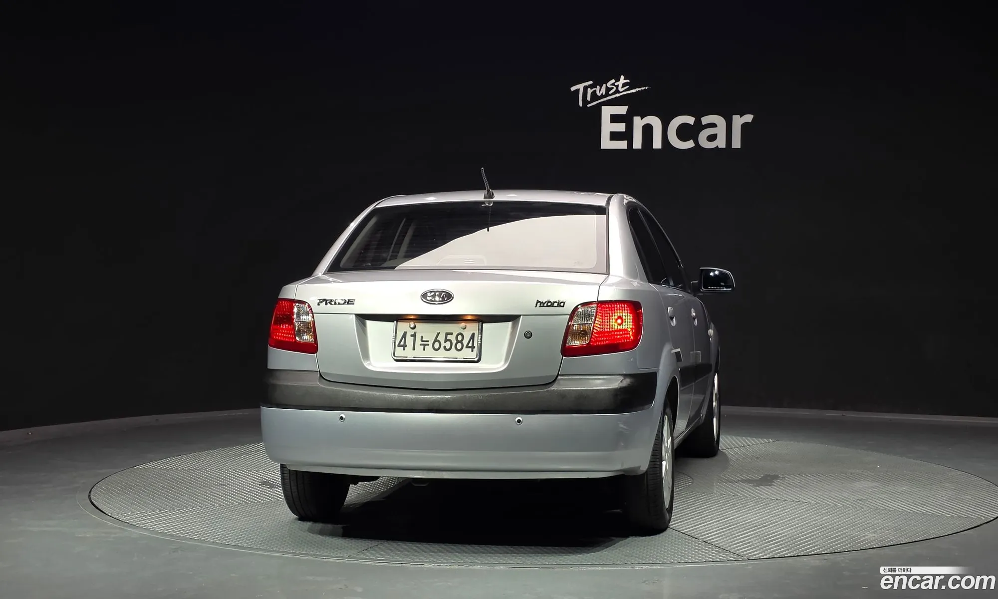 Kia Pride 2007 — 2