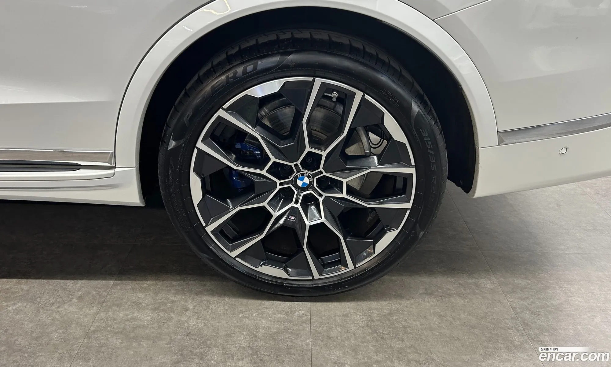 BMW X7 2025 — 2