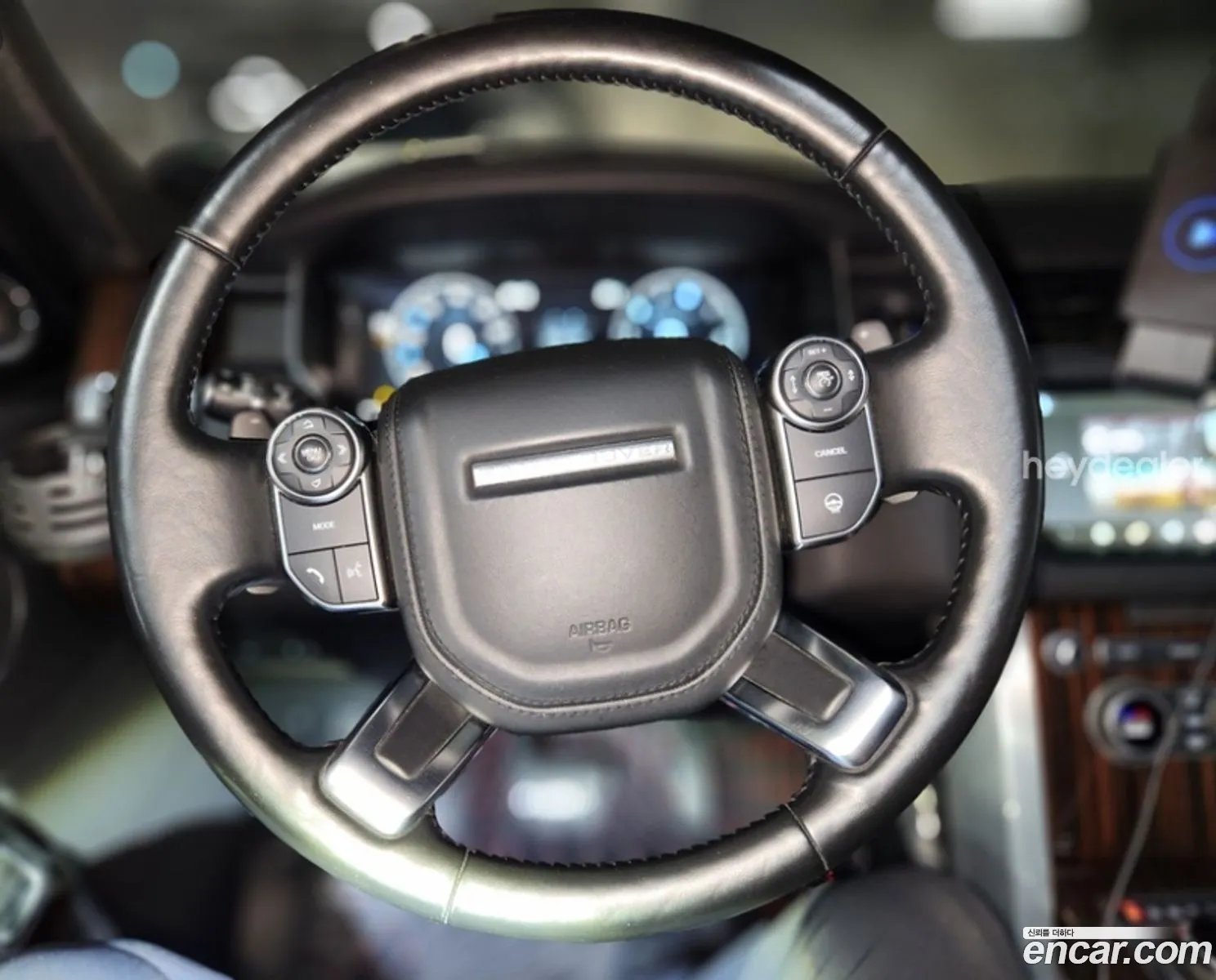 Land Rover Range Rover 2017 — 13
