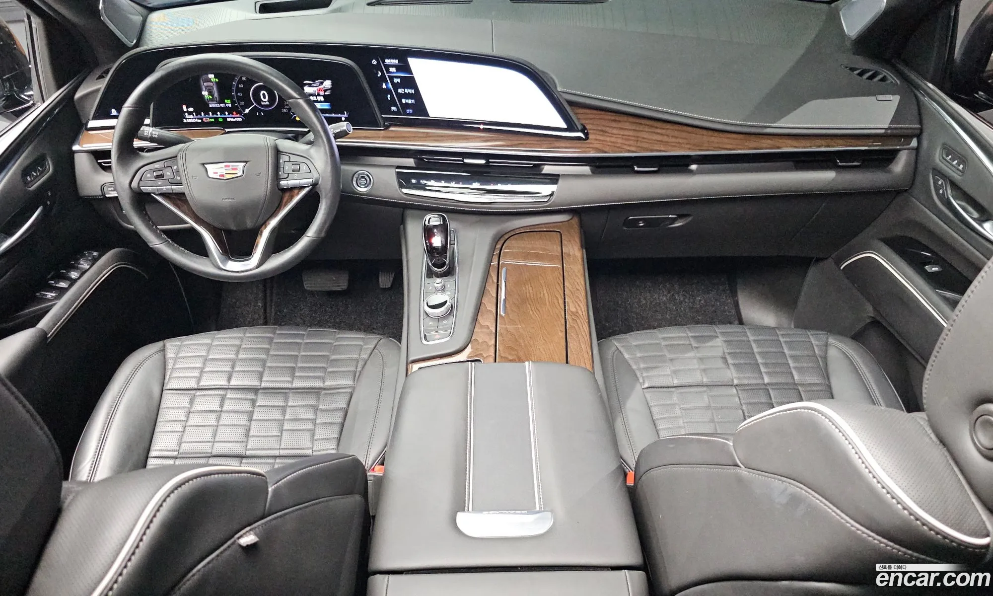 Cadillac Escalade 2023 — 3