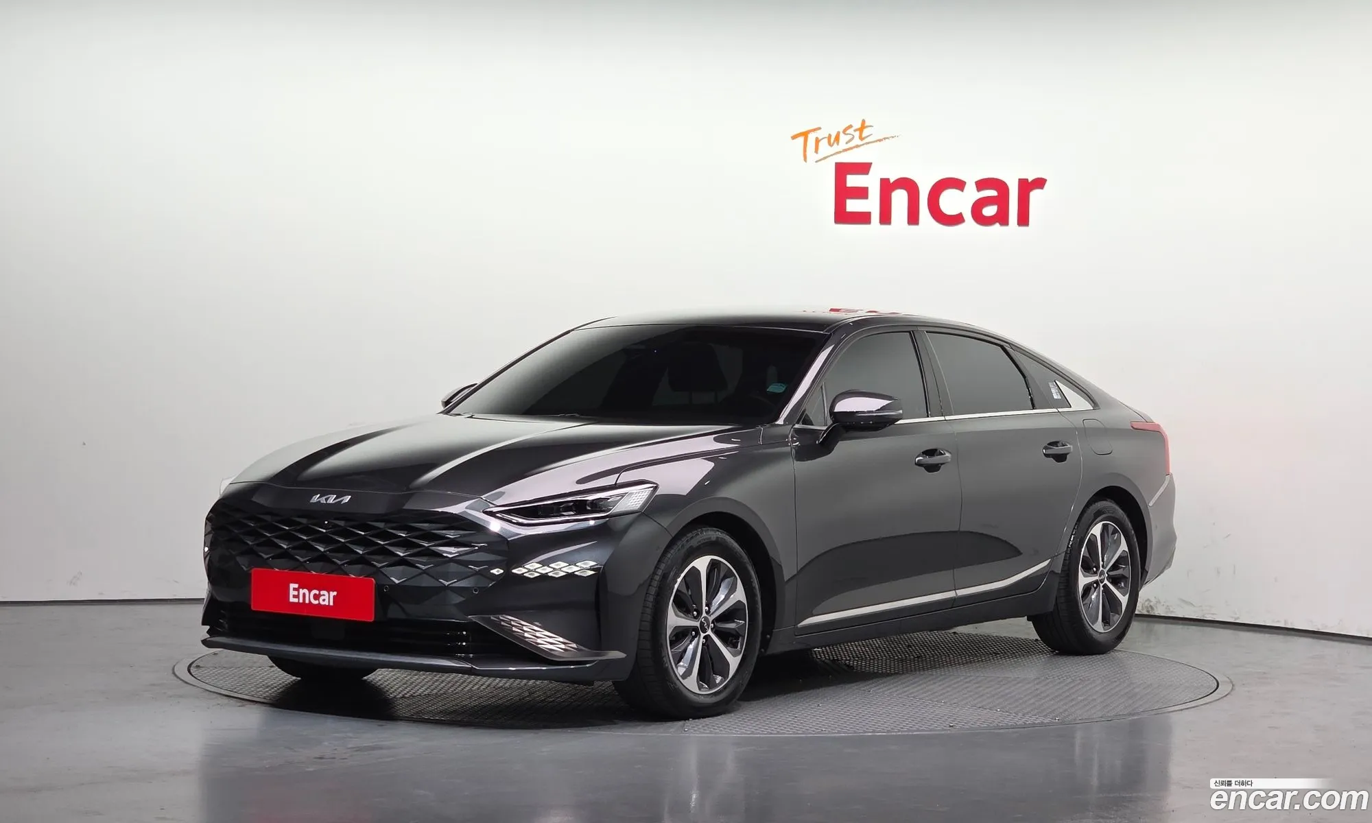 Kia K8 Hybrid 2022 — 3