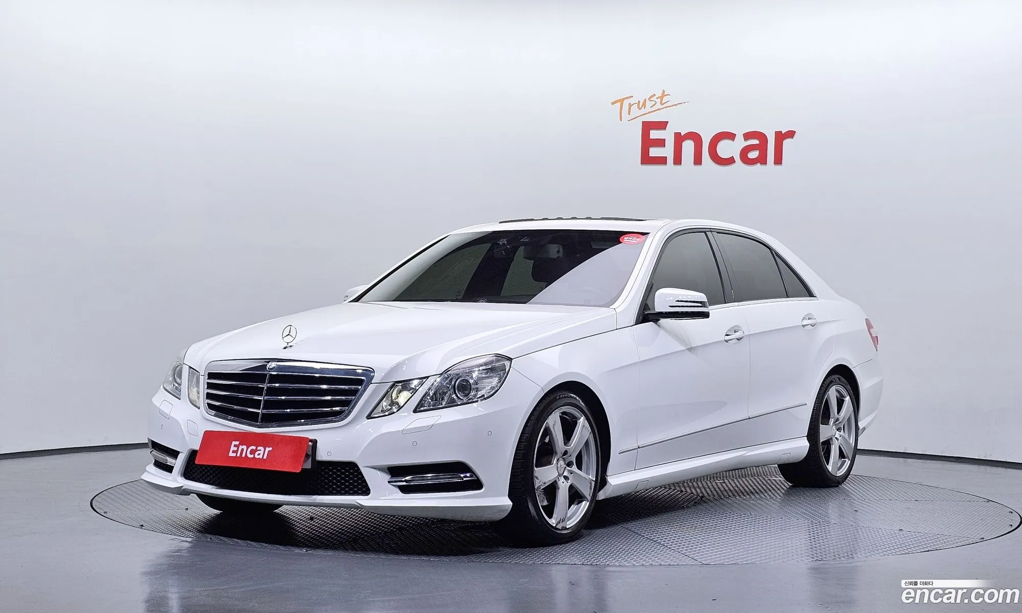 Mercedes-Benz E-Class W212 2012 WDDHF5FB1DA694307 — 13