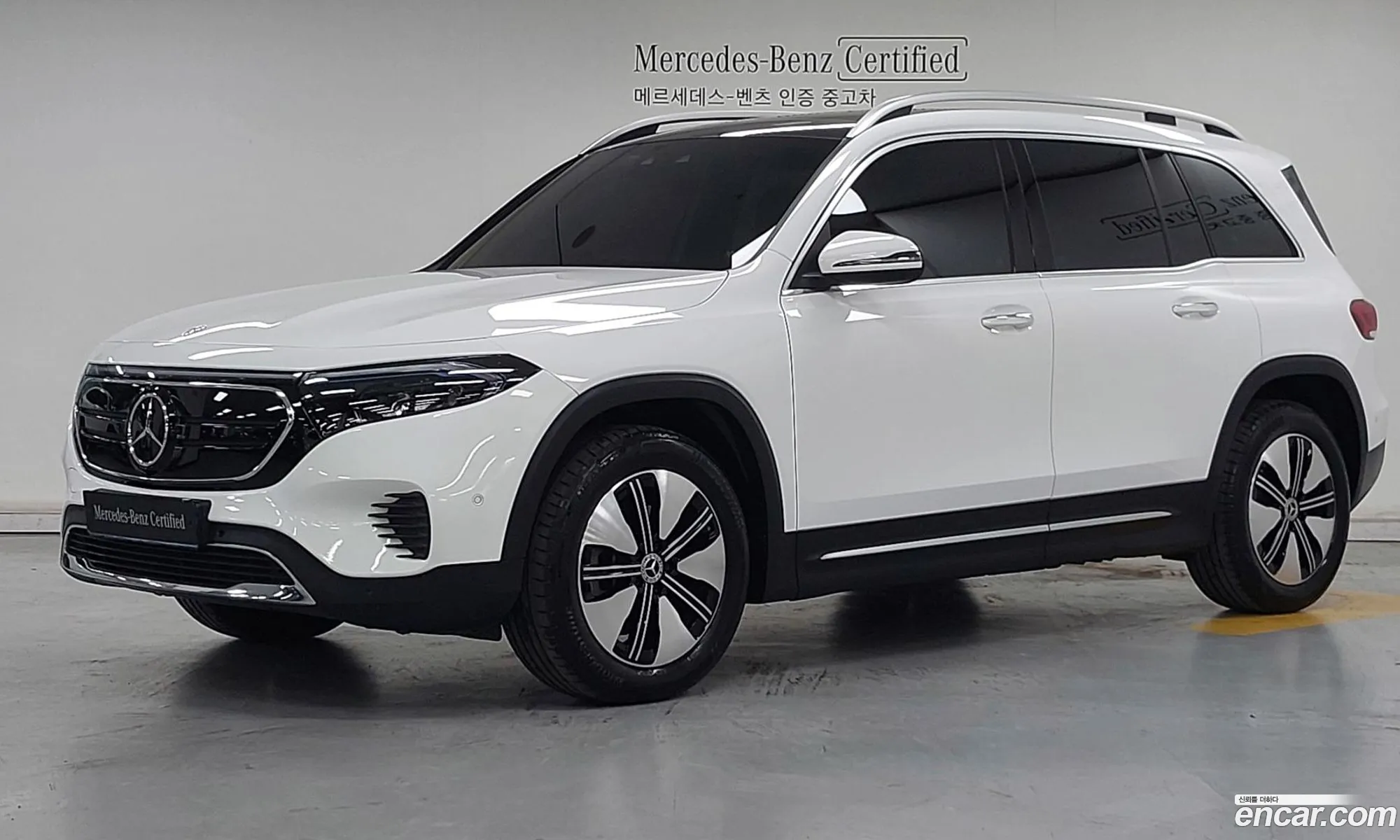 Mercedes-Benz EQB X243 2023 — 19